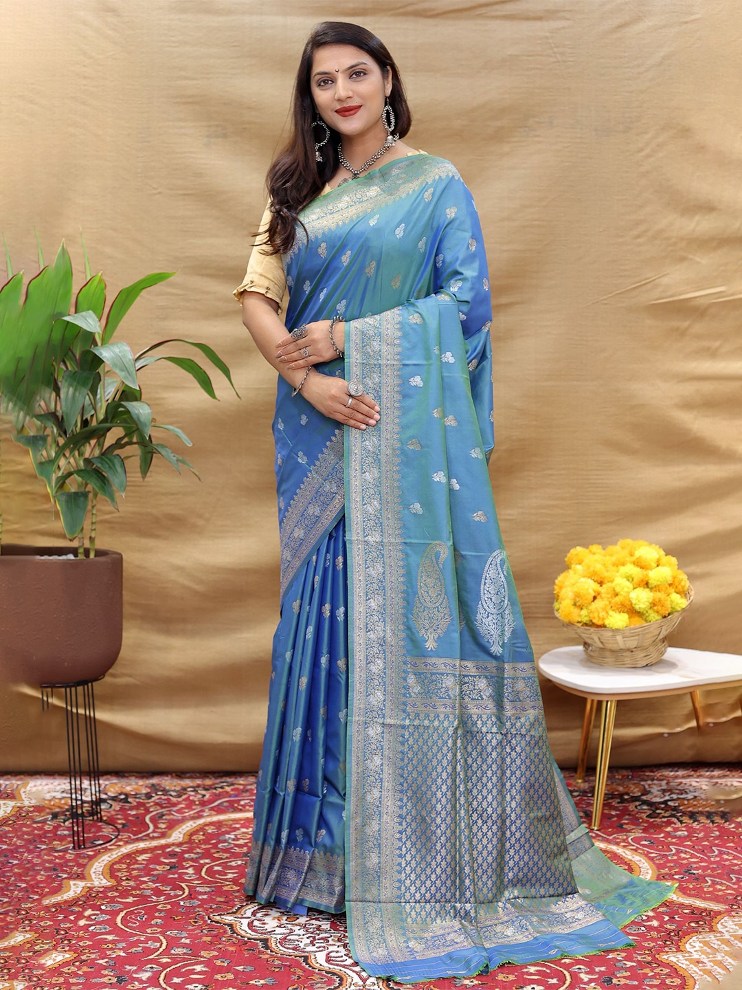 

Royal Rajgharana Saree Woven Design Zari Pure Silk Banarasi Sarees, Blue