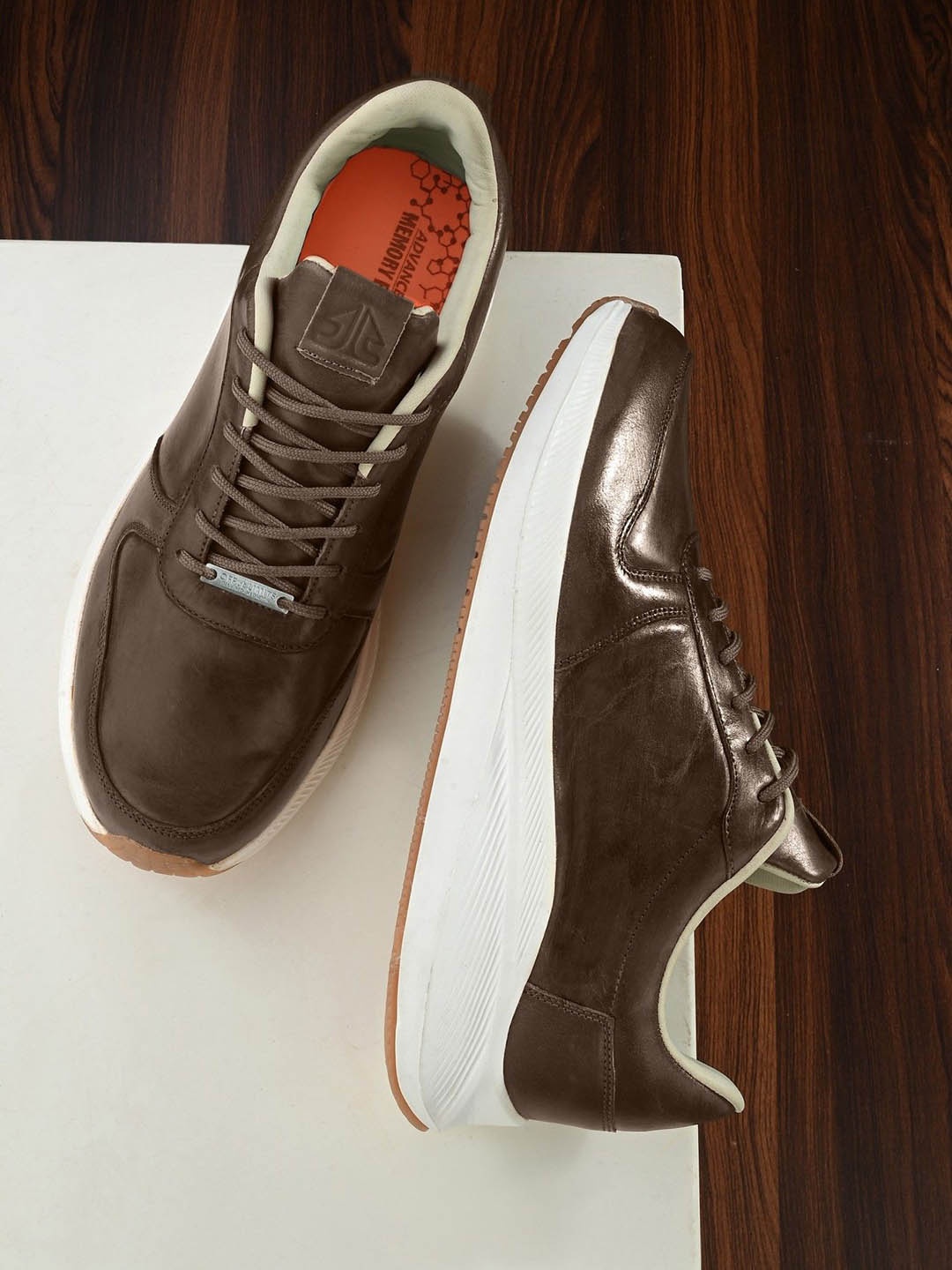 

OFF LIMITS Men Solid regualr Round Toe Lace Ups Everyday Leather Sneakers, Brown