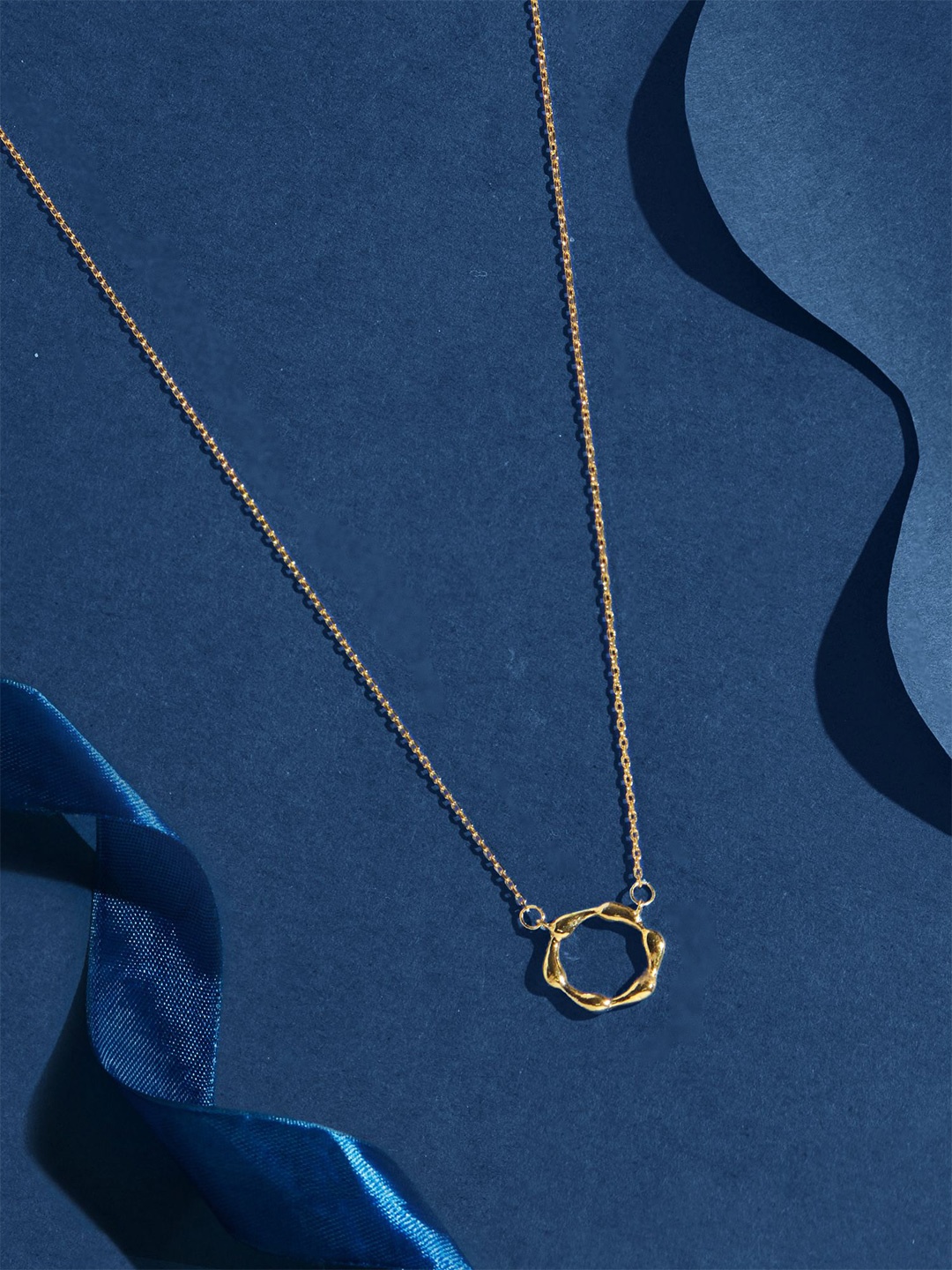 

Accessorize 14KT Gold Plated Molten Flower Chain