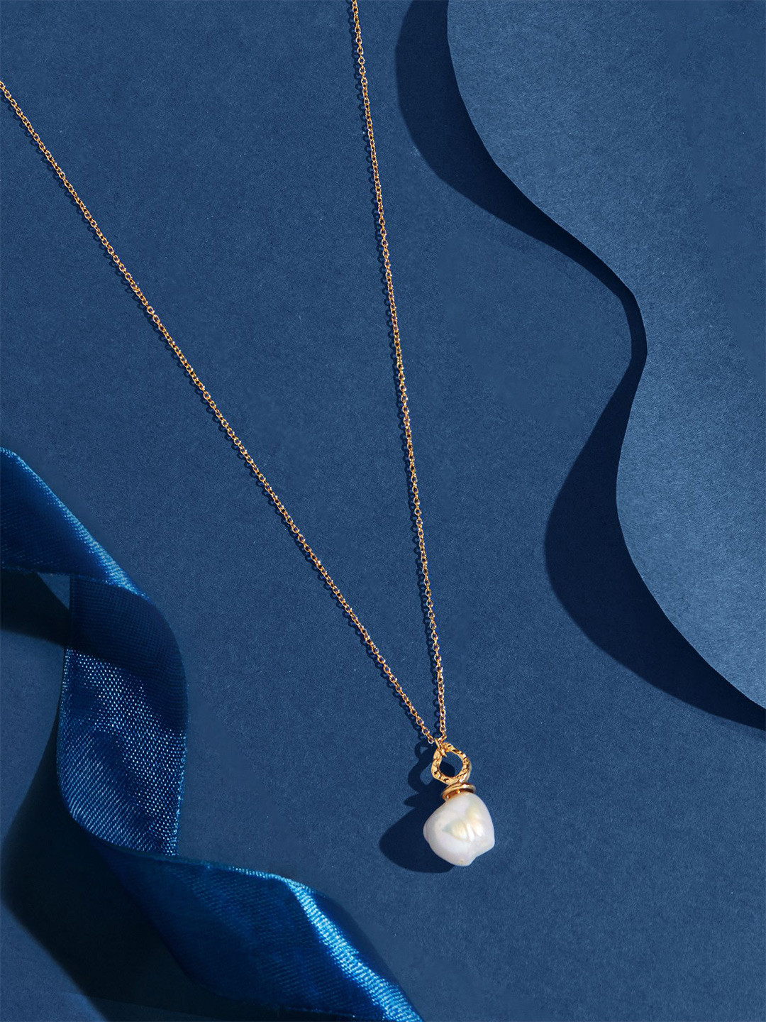 

Accessorize 14KT Gold Plated Pearl Beaded Pendant With Chain