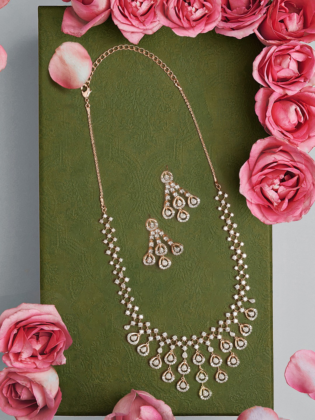 

AMI Gold-Plated Cubic Zirconia Studded Jewellery Set