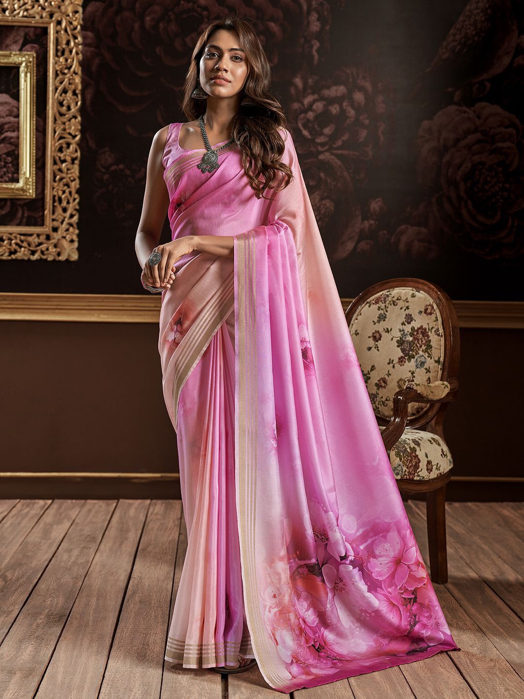 

Mitera Floral Printed Zari Celebrity Saree, Pink