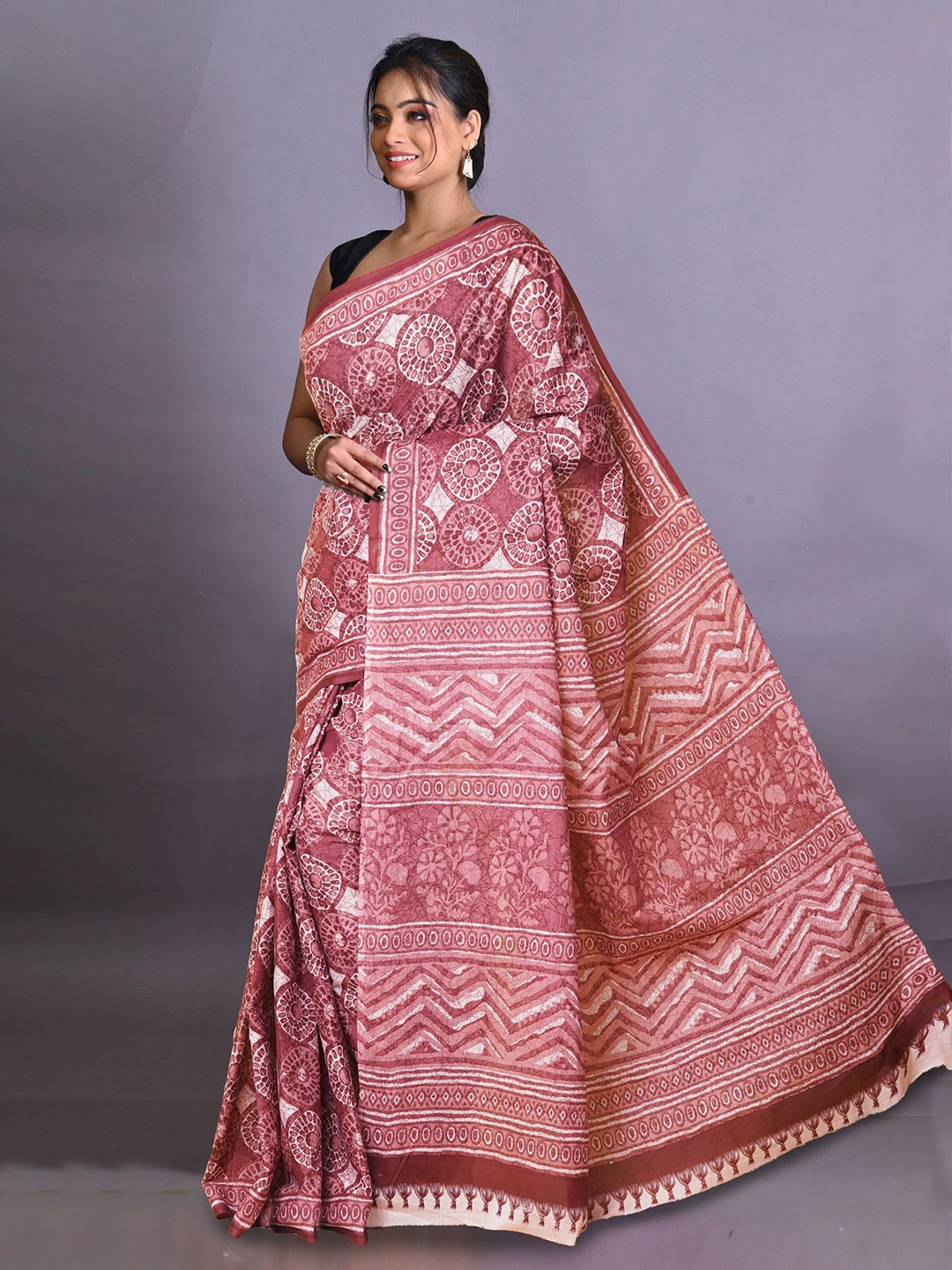 

Unnati Silks Ethnic Motifs Pure Cotton Handloom Block Print Saree, Pink