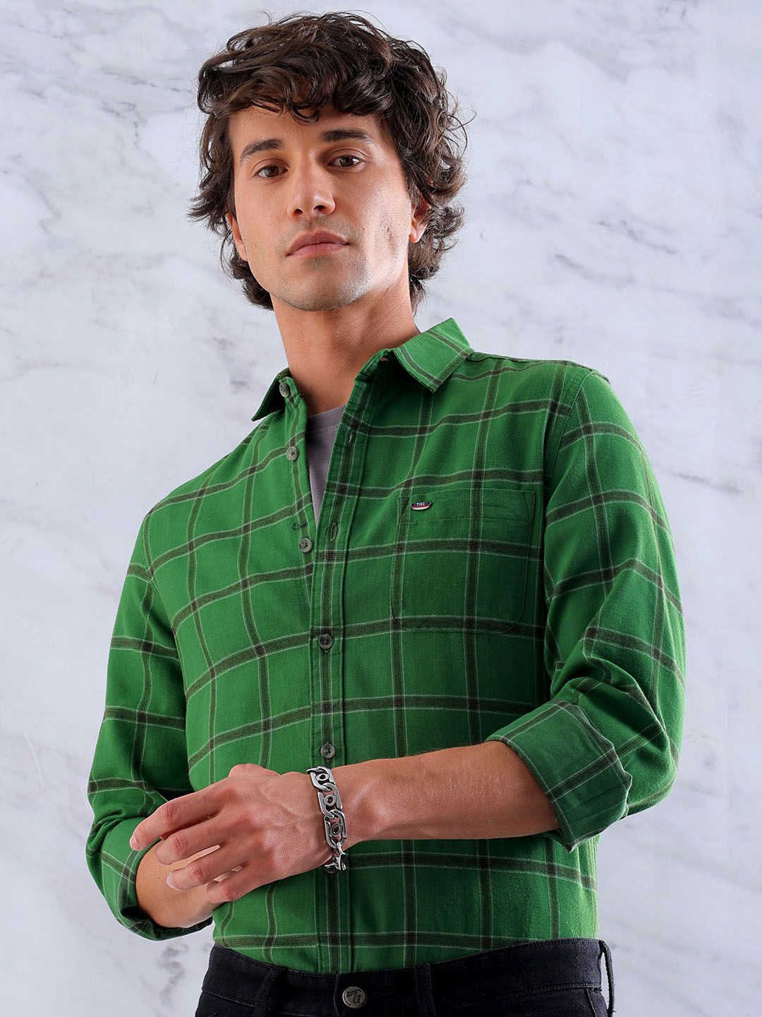 

The Indian Garage Co Men Slim Fit Opaque Checked Casual Shirt, Green