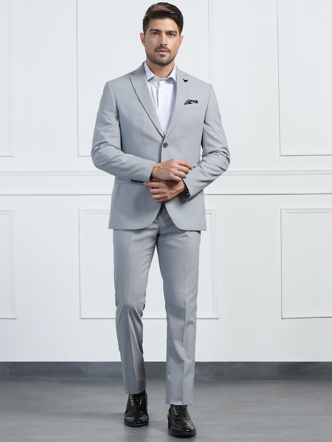 

Blackberrys Men Slim-Fit Single-Breasted 2Piece Formal Suits, Grey