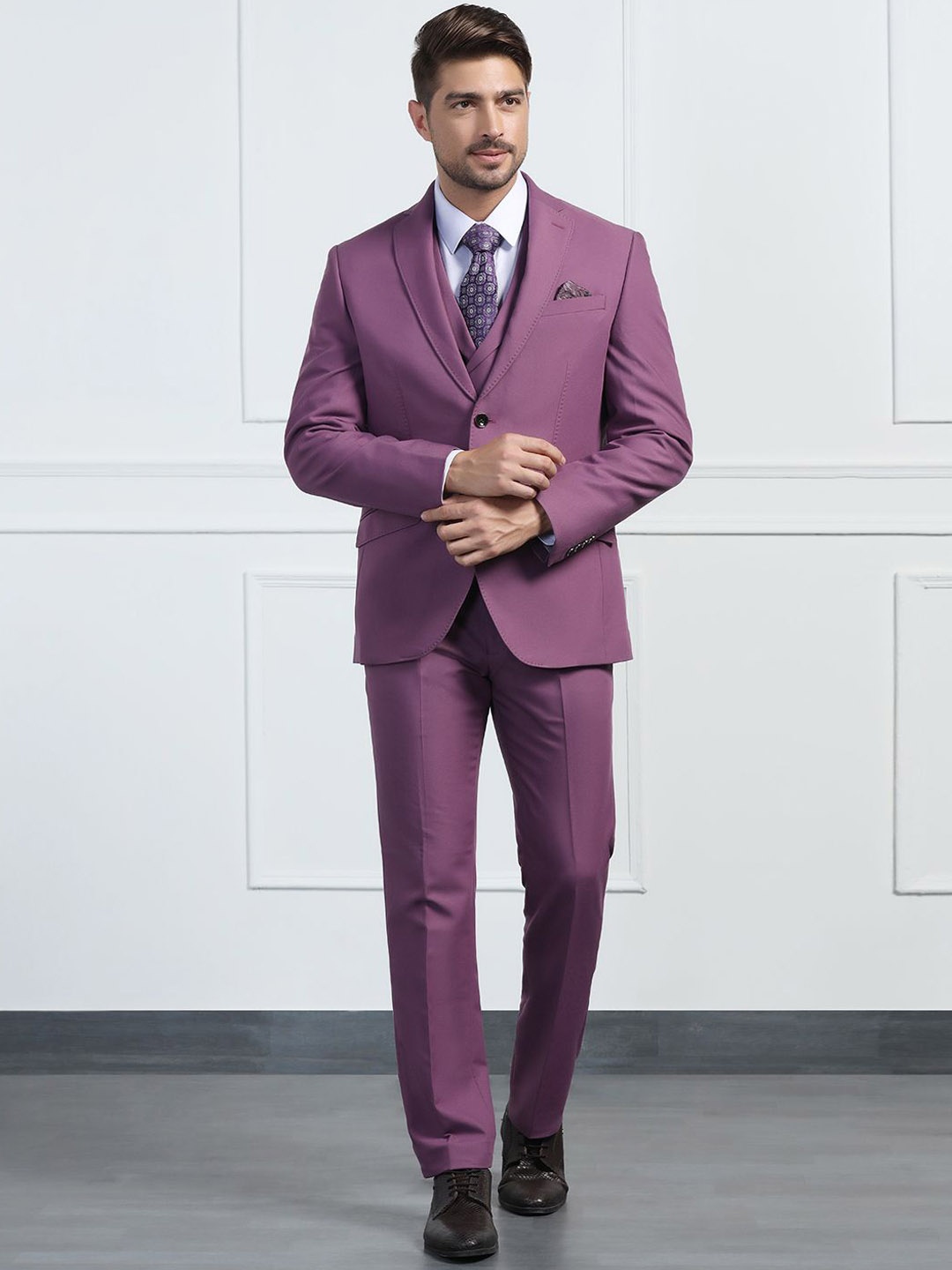 

Blackberrys 3-Piece Slim Men Fit Suits, Mauve