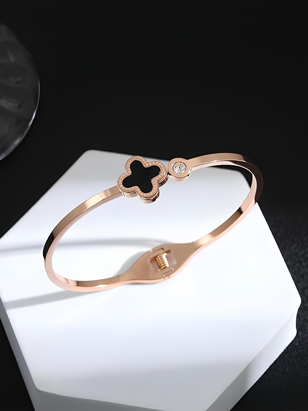 

KARISHMA KREATIONS Rose Gold-Plated Stainless Steel Four Leaf Clover Cuff Bracelet