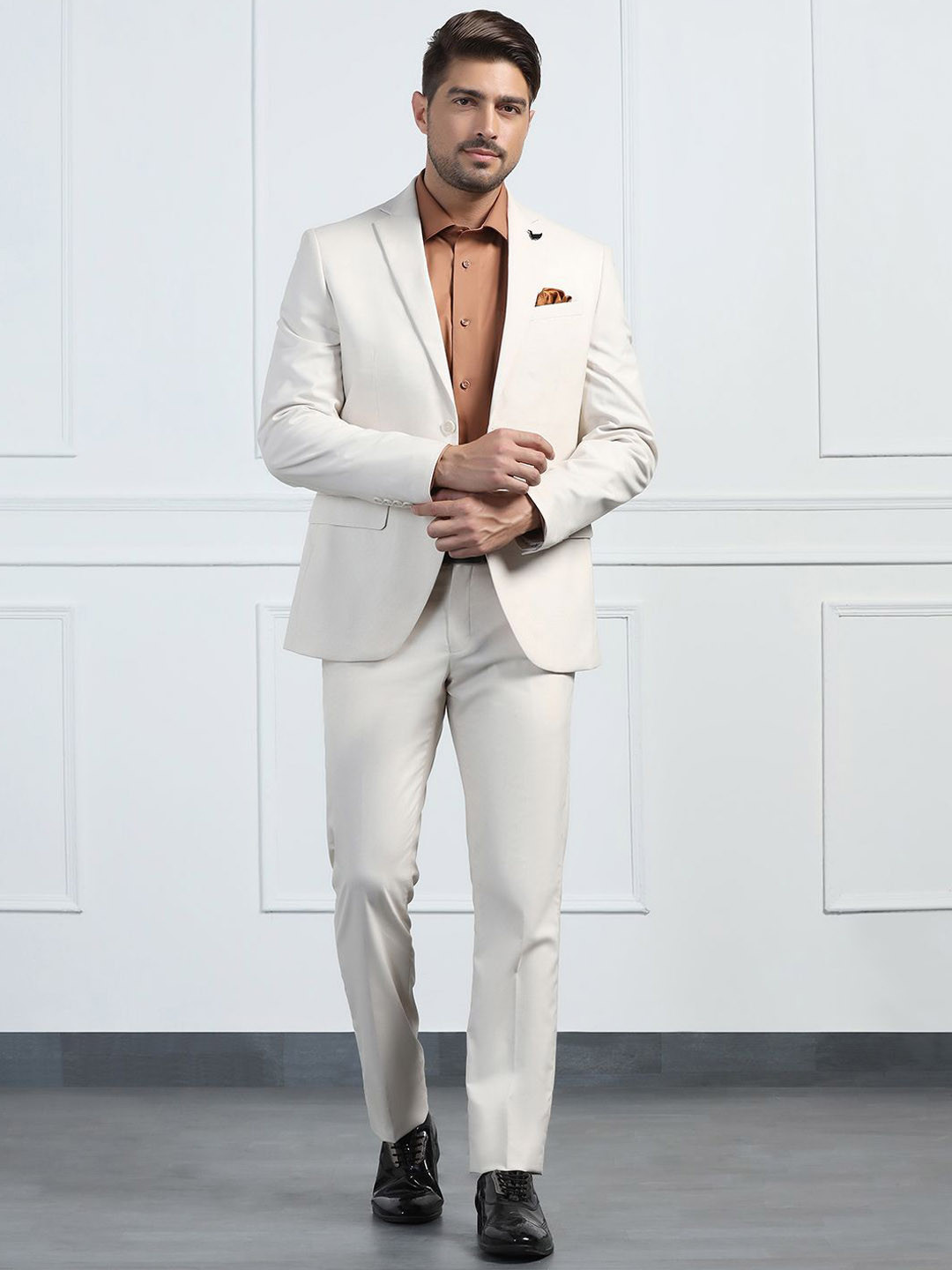 

Blackberrys Men Slim-Fit Single-Breasted 2Piece Formal Suits, Beige