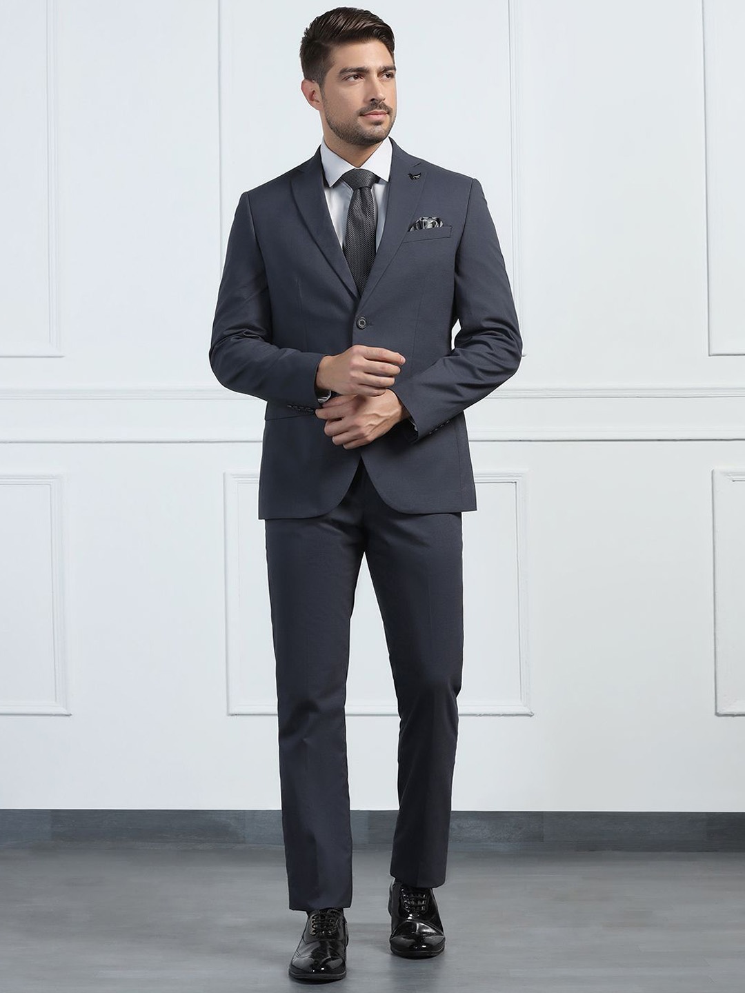 

Blackberrys Men Slim-Fit Single-Breasted 2Piece Formal Suits, Charcoal