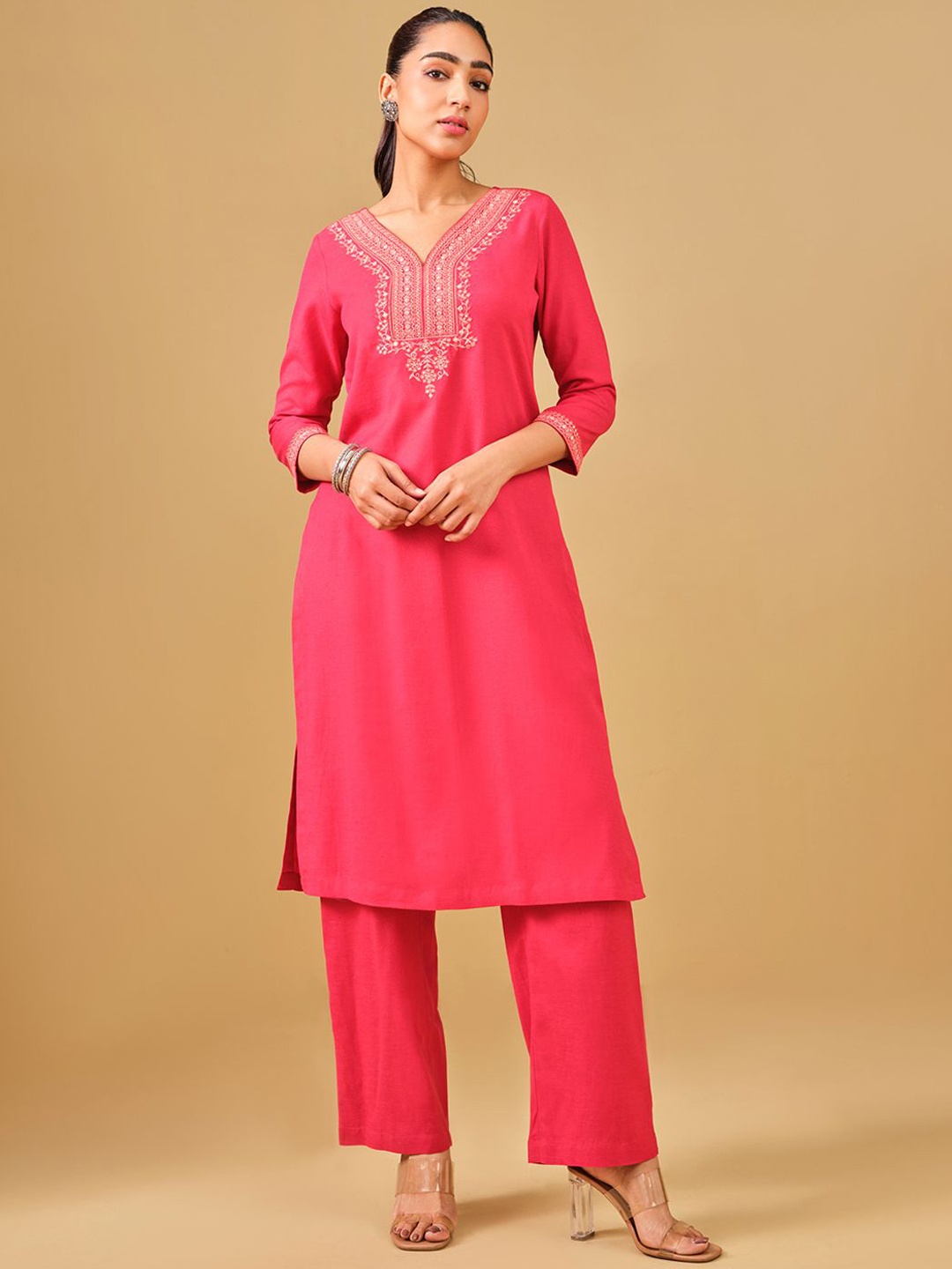 

Global Desi Ethnic Motifs Yoke Design Mirror Work Kurta with Trousers, Red