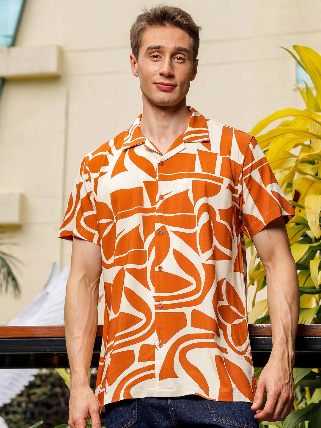 

TOMHIDDLE Men Cuban Collar Classic Printed Casual Shirt, Orange
