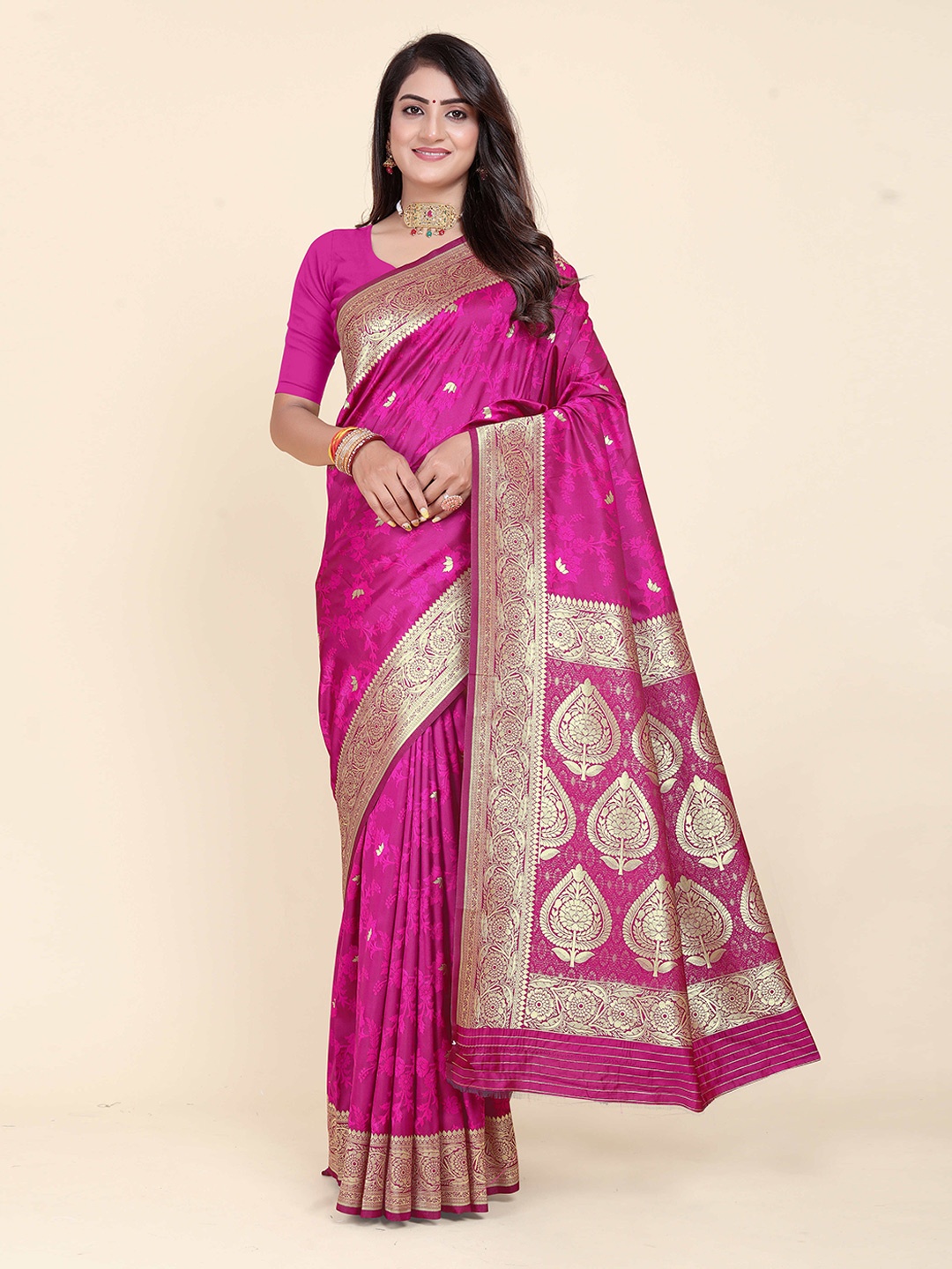 

Rujave Ethnic Motif Zari Woven Pure Silk Kanjeevaram Saree, Pink