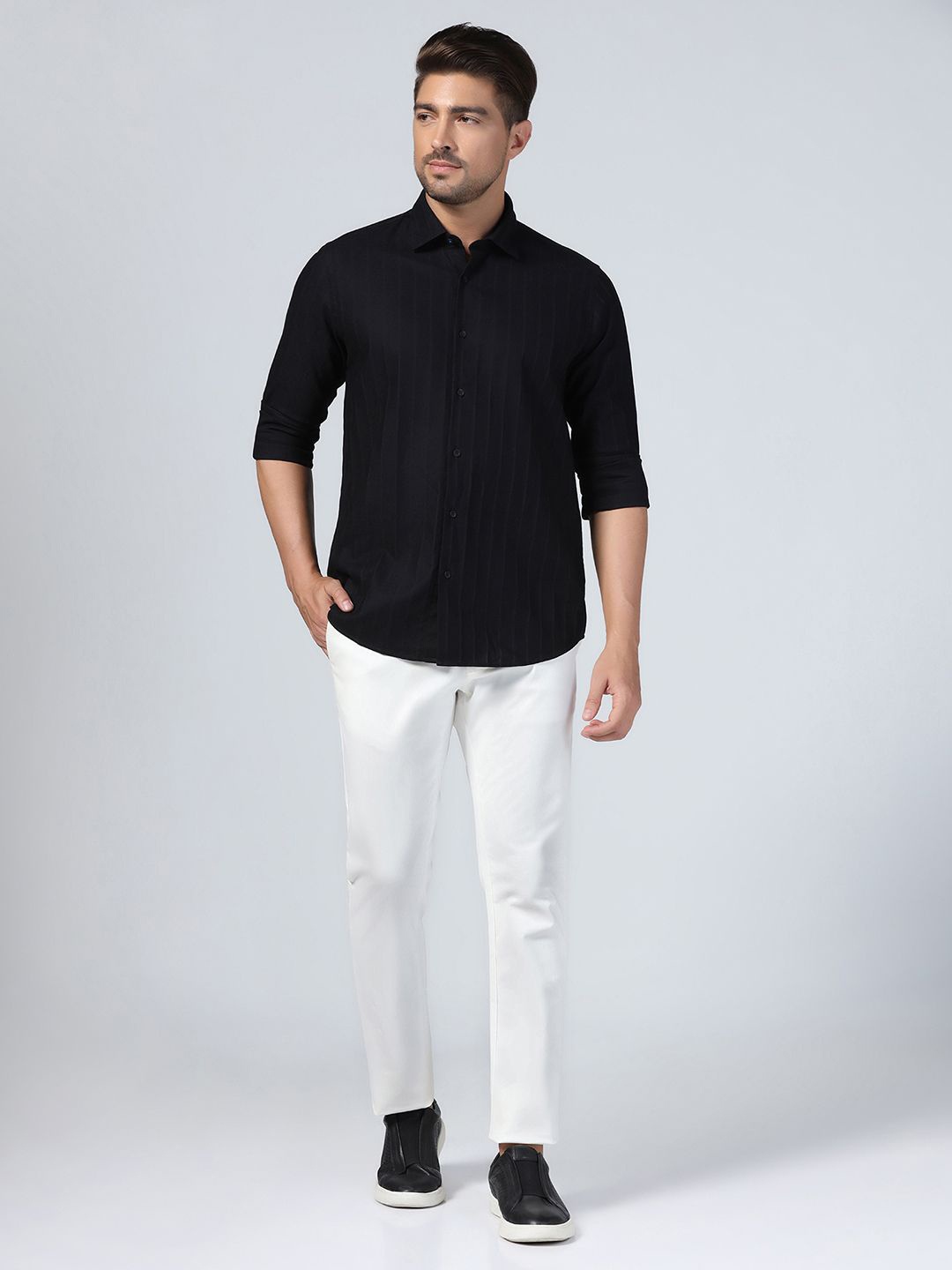 

Blackberrys Men Slim Fit Opaque Formal Shirt, Black