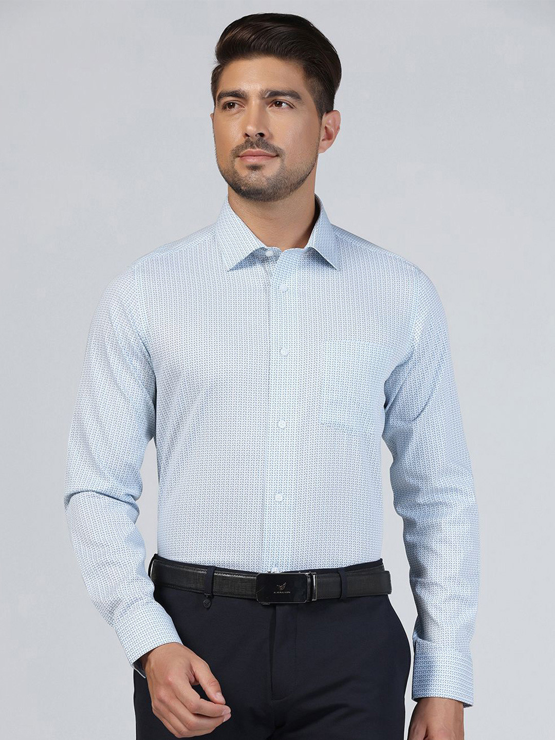 

Blackberrys Men Slim Fit Micro Checks Opaque Checked Formal Shirt, Blue