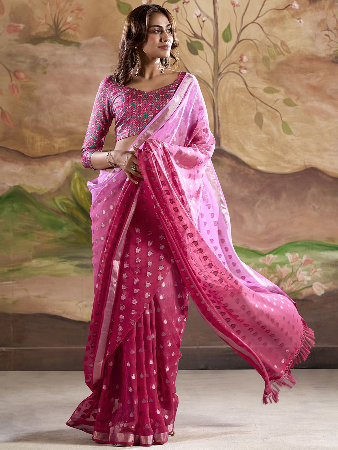 

Mitera Ethnic Motifs Woven Design Zari Banarasi Saree, Pink