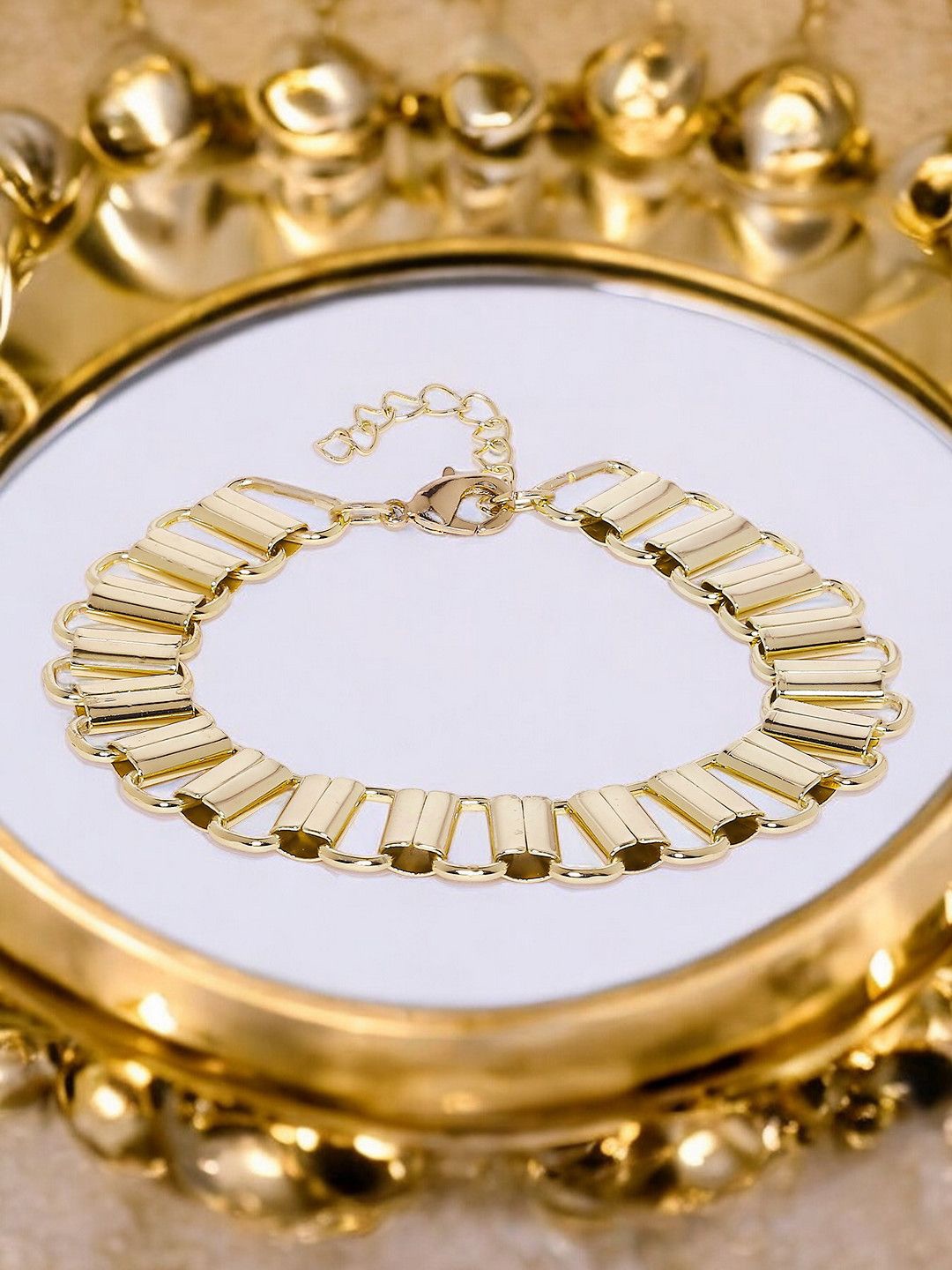 

fabula Charm Bracelet, Gold