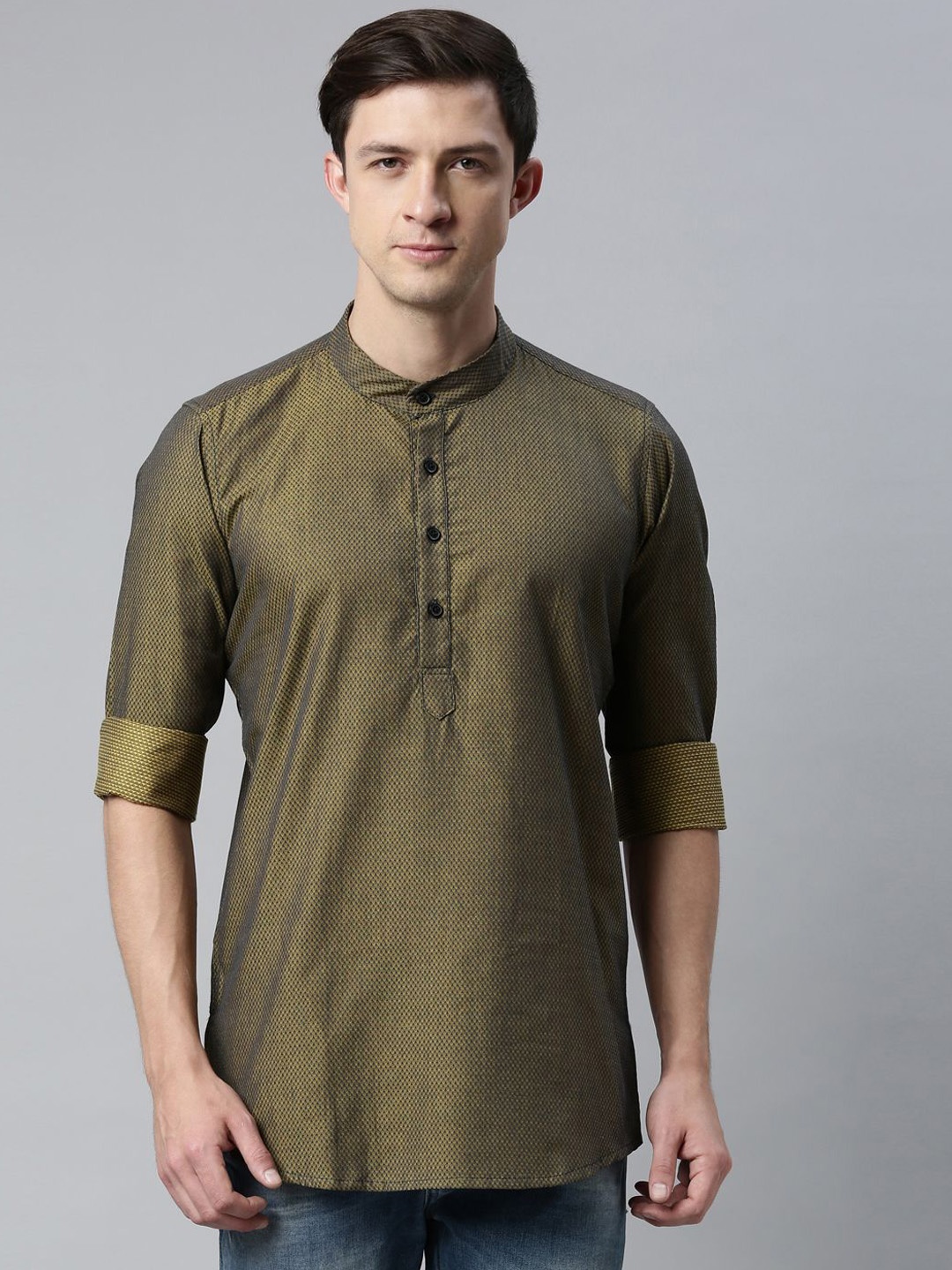 

Cross Court Geometric Woven Design Mandarin Collar Cotton Short Straight Kurta, Green