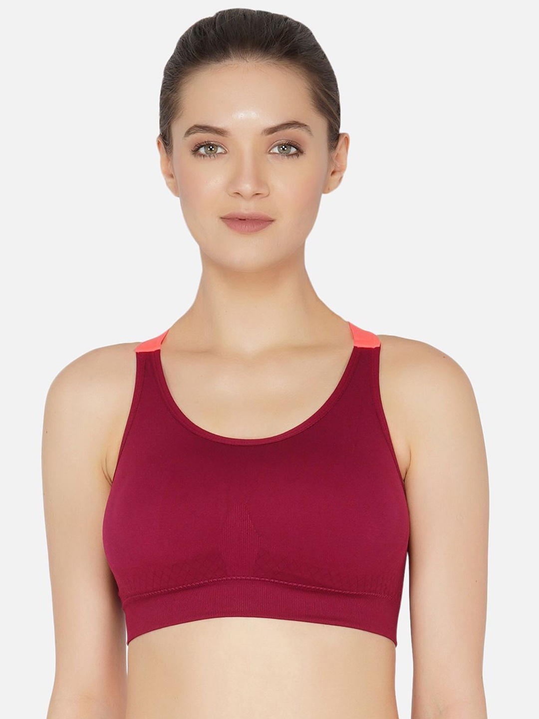 

Poftik Women Padded Back Desize Seamless Low Impact Sports Bra, Maroon