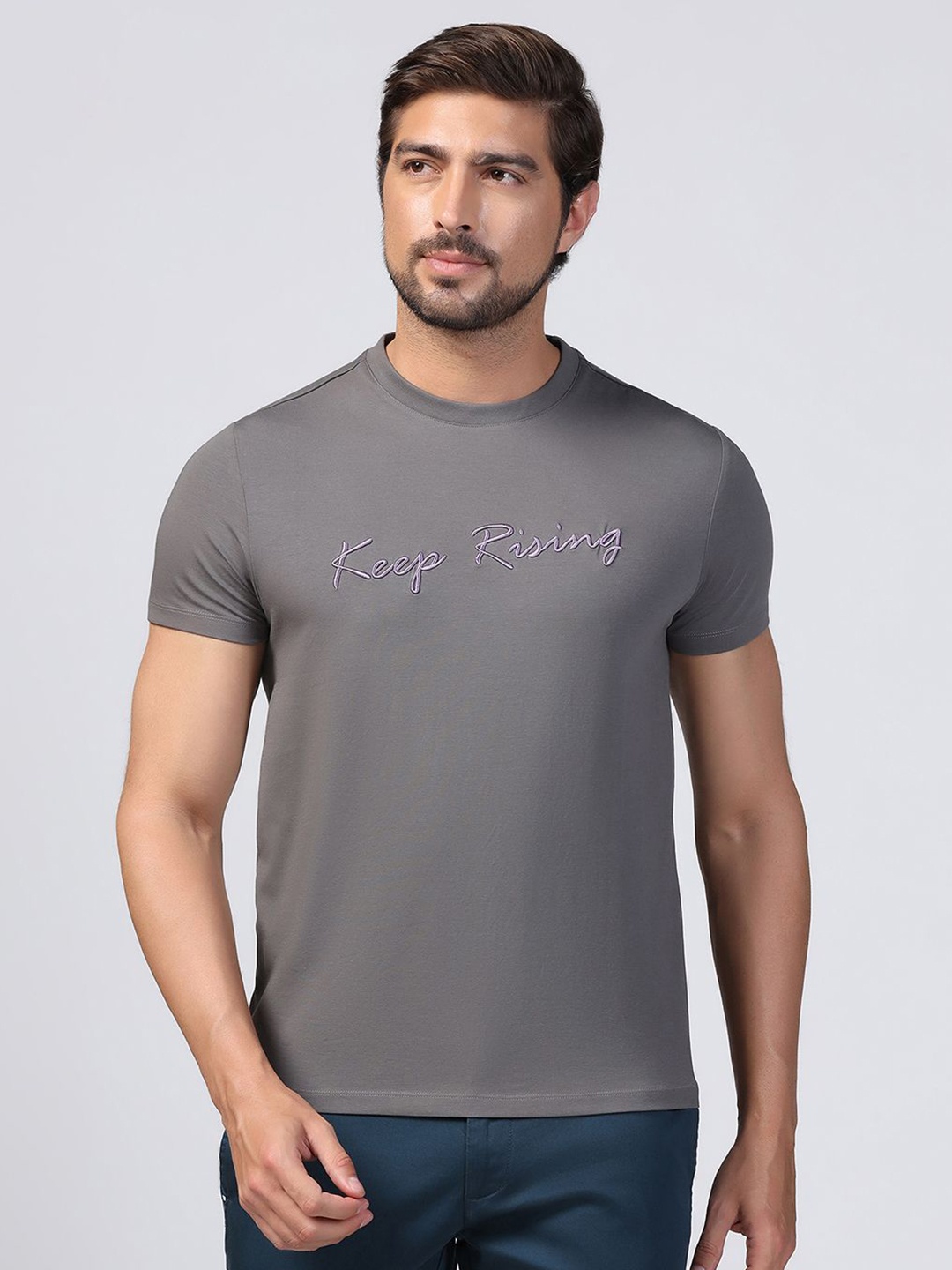 

Blackberrys Men Typography Slim Fit T-shirt, Grey