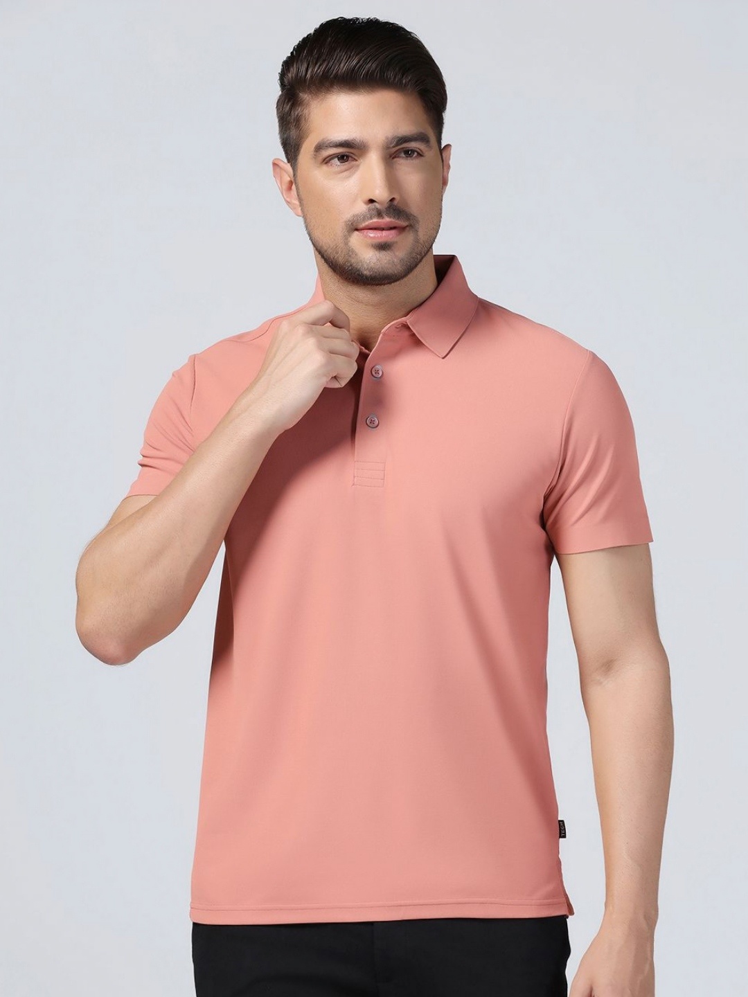 

Blackberrys Men Pink Solid TechPro Polo Collar Tshirts, Peach