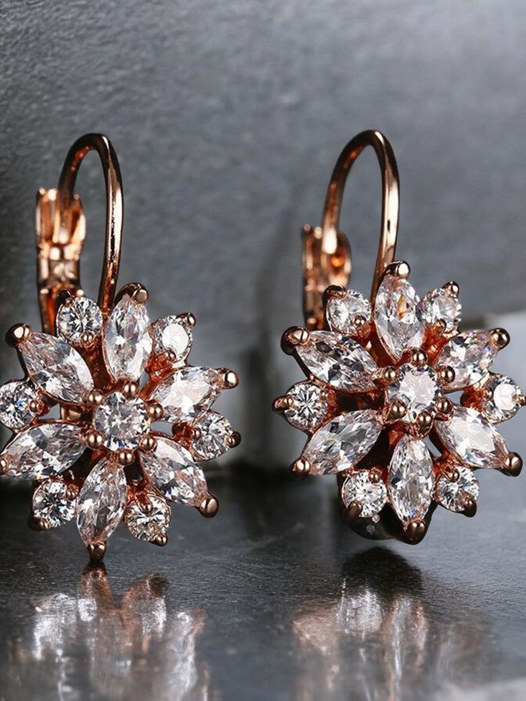 

fabula Floral Shaped Cubic Zirconia Studs, Rose