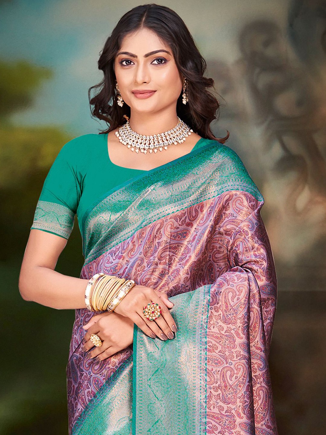 

Ishin Paisley Zari Saree, Pink