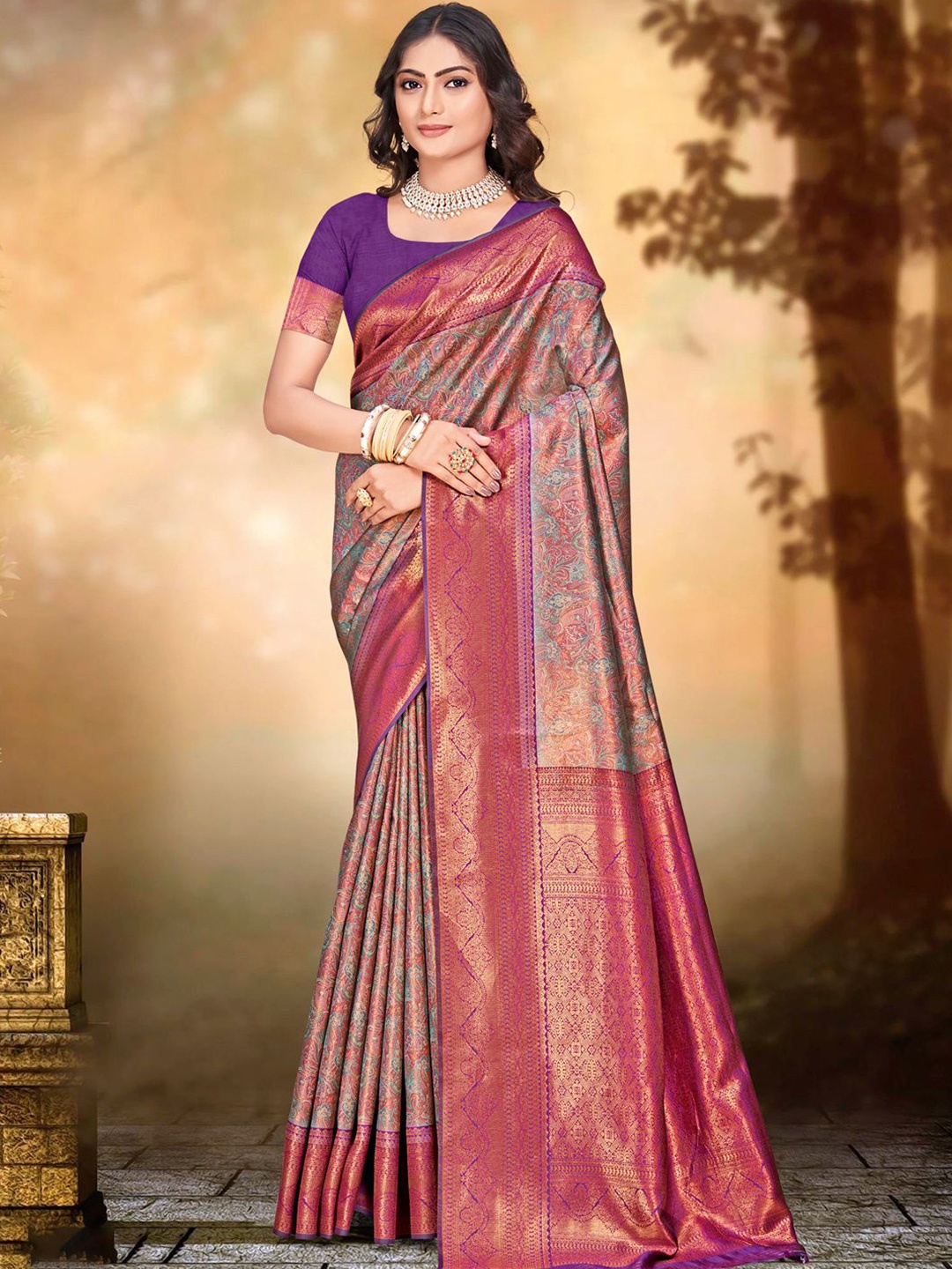 

Ishin Ethnic Motif Zari Woven Saree, Purple
