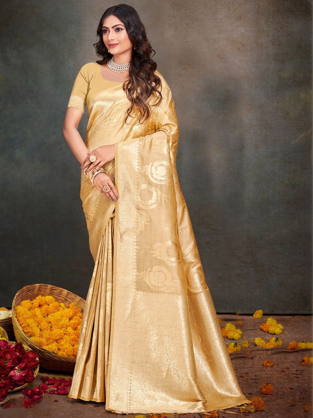 

Ishin Woven Design Zari Saree, Beige