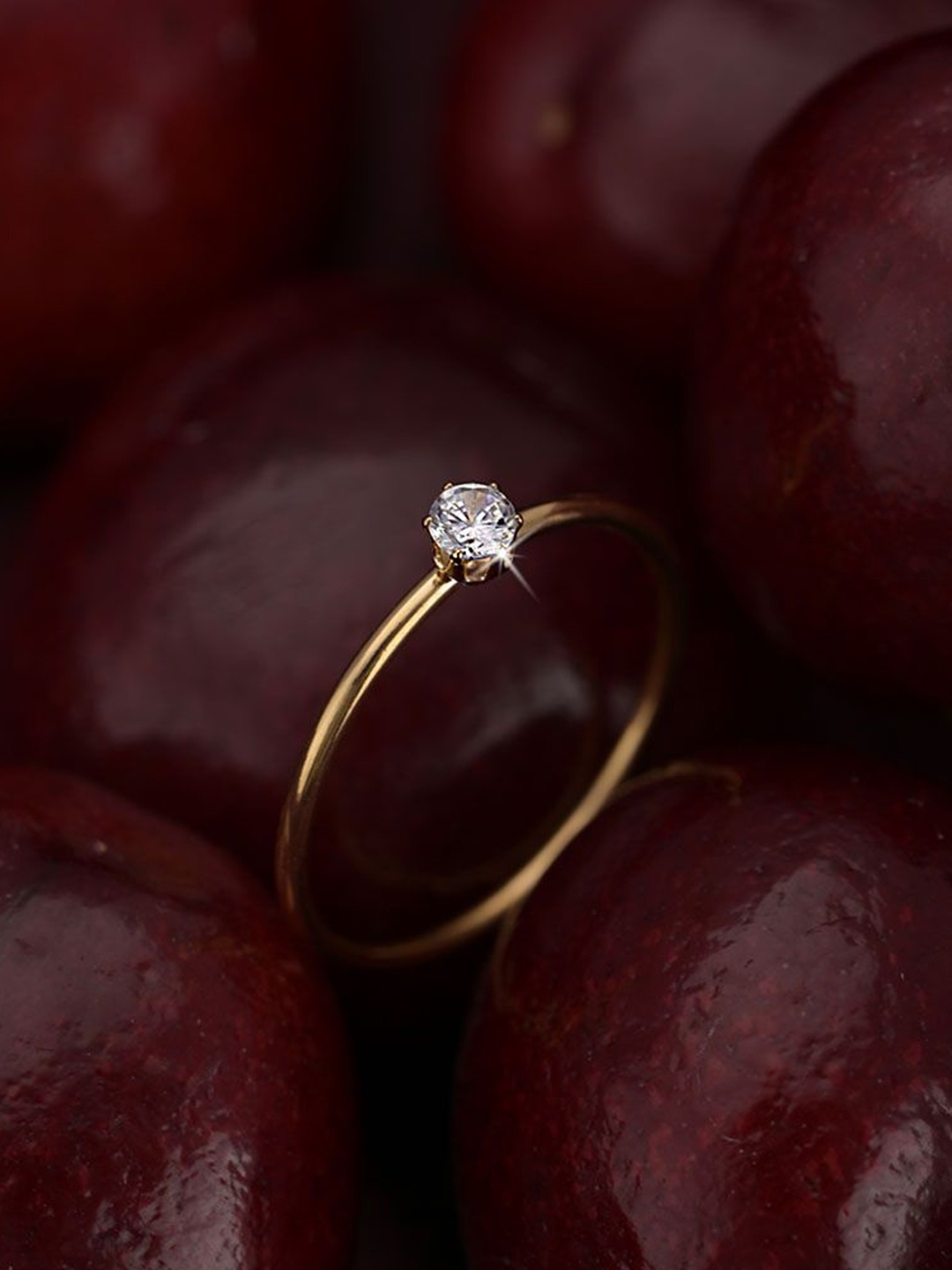 

PALMONAS Mini Solitaire Gold-Plated CZ Studded Finger Ring