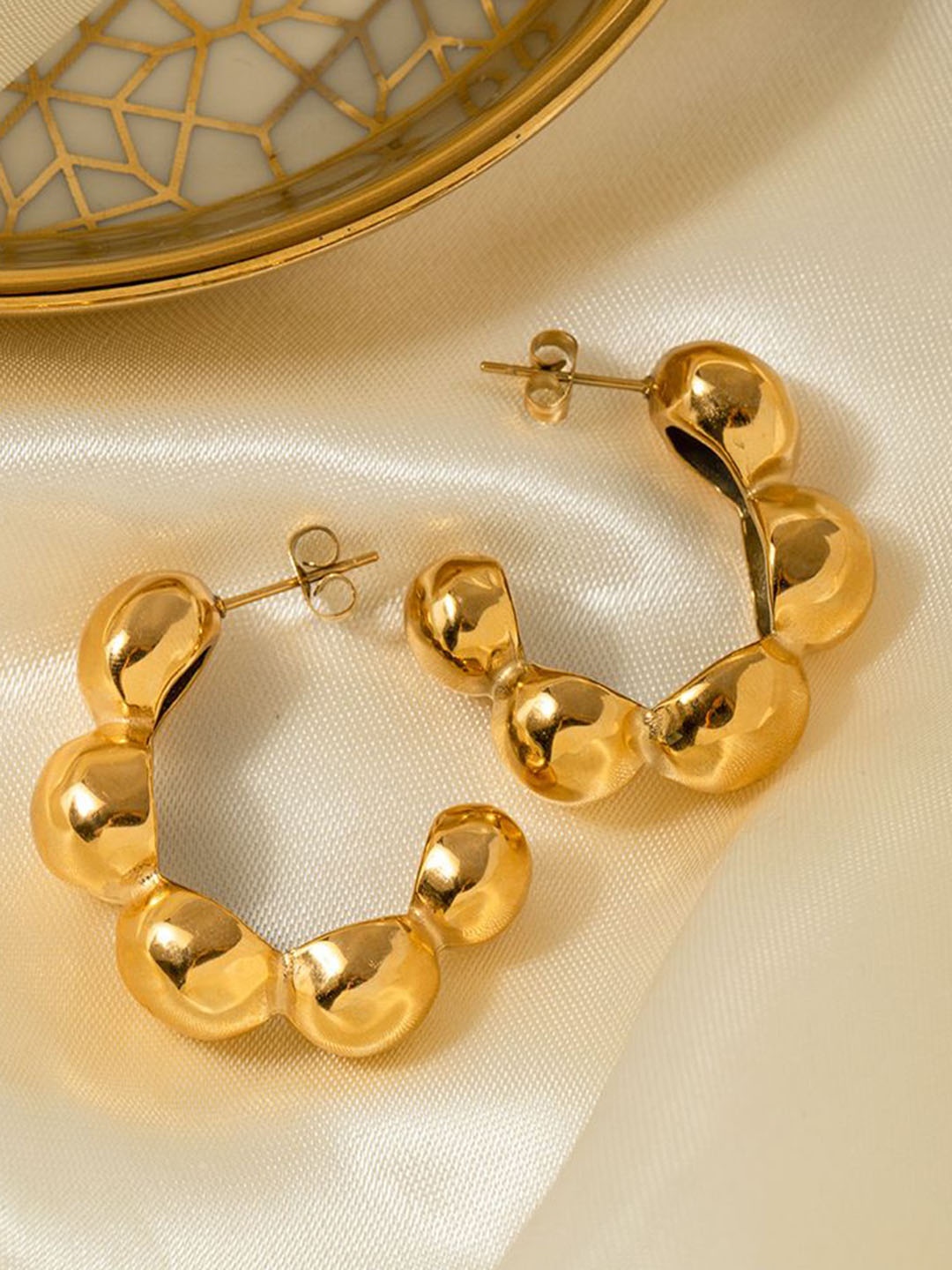 

PALMONAS Gold-Plated Circular Half Hoop Earrings