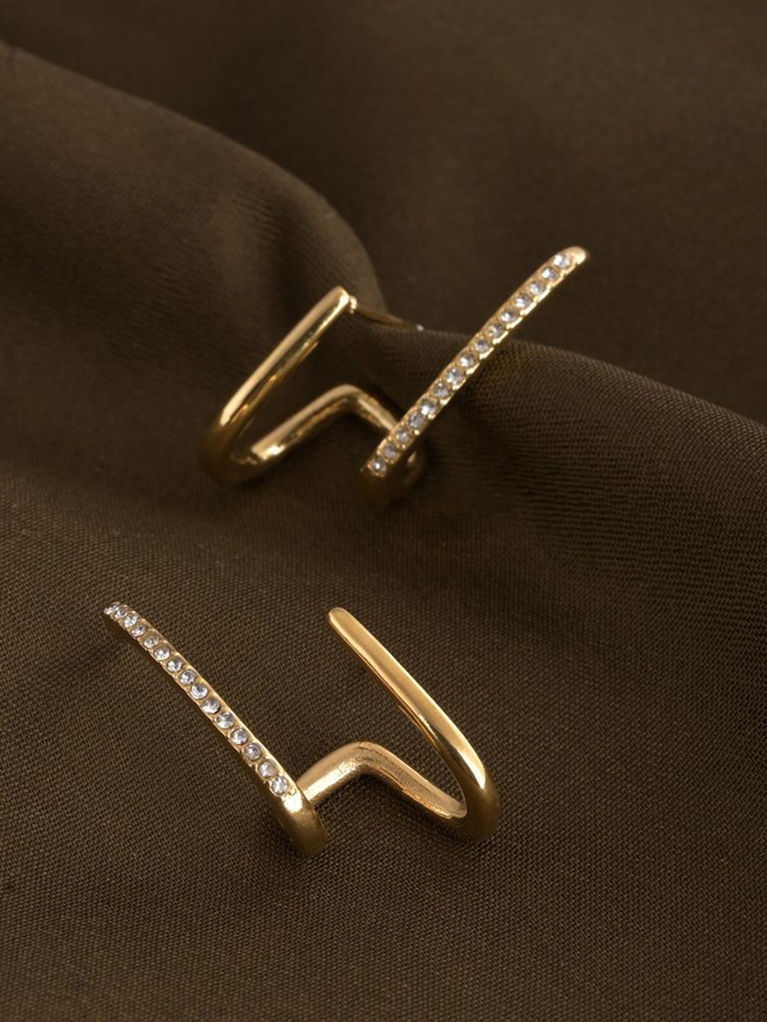 

PALMONAS Gold-Plated Cubic Zirconia Stones Studded Circular Drop Earrings