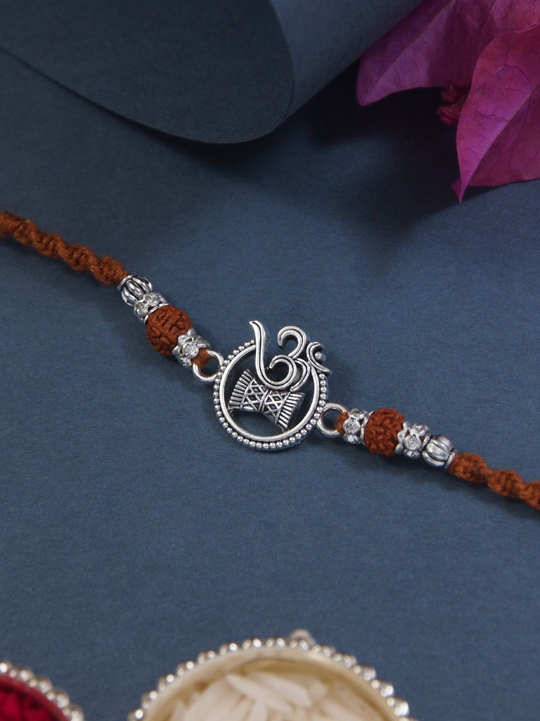 

I Jewels Thread Rakhi, Brown