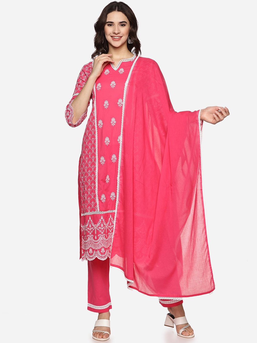 

Palakh Floral Printed Embroidered Pure Cotton Straight Kurta With Trousers & Dupatta, Pink