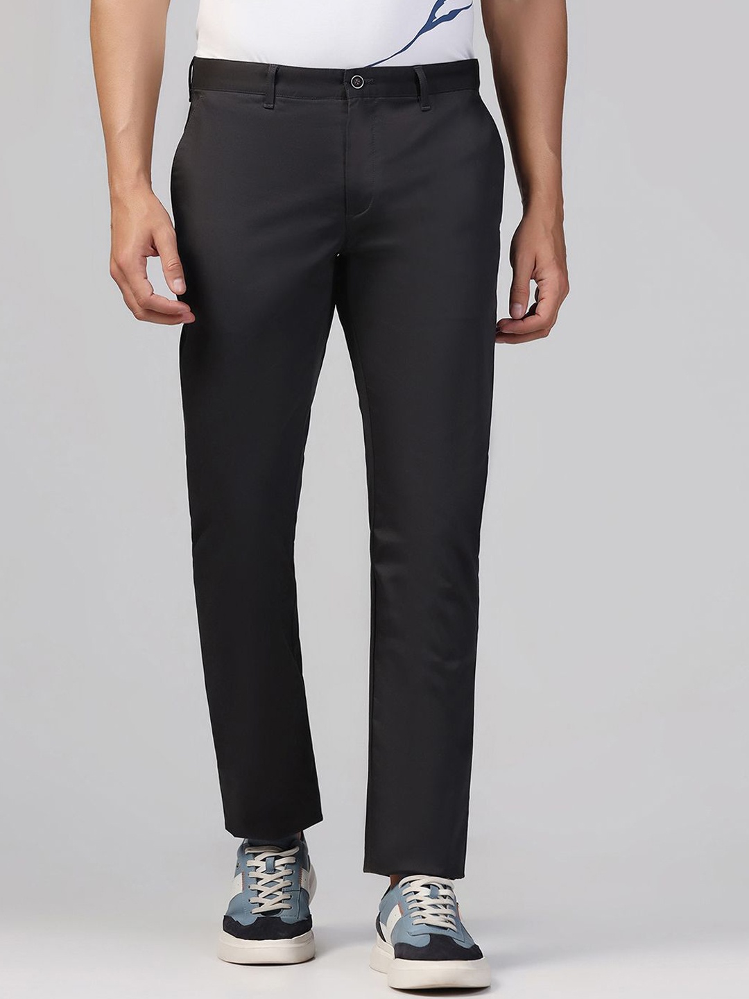 

Blackberrys Men Slim Fit Mid-Rise Trousers, Charcoal