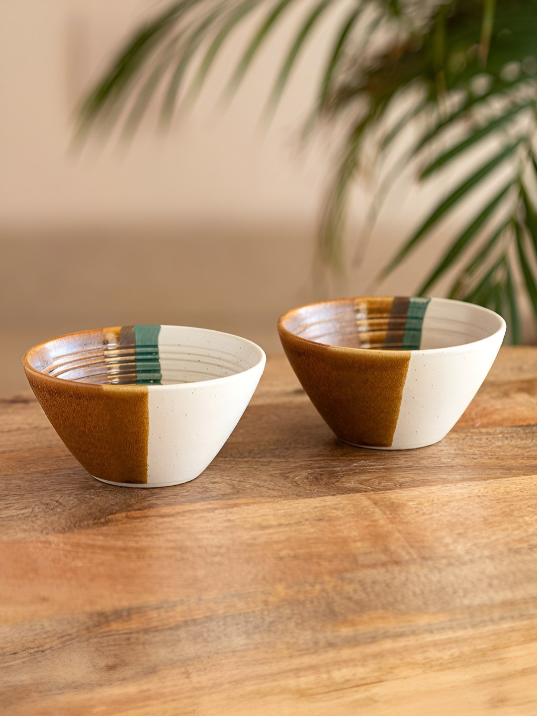 

ExclusiveLane Zen Garden White & Brown 2 Pieces Ceramic Serving Bowls