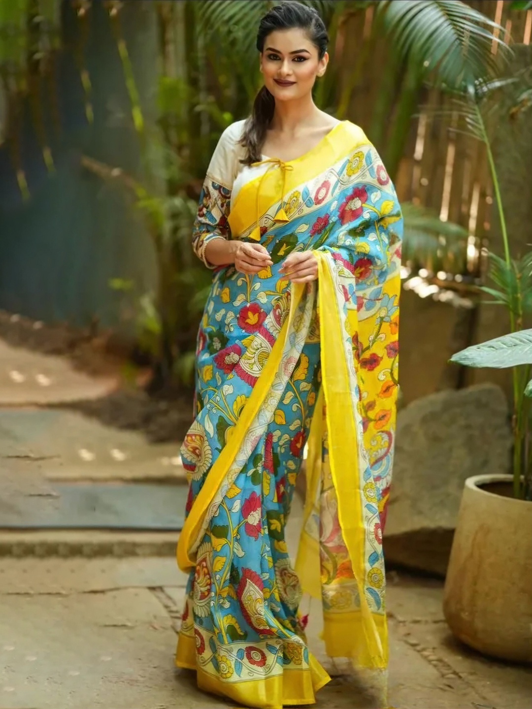 

ARPITA FASHION Kalamkari Block Print Saree, Yellow