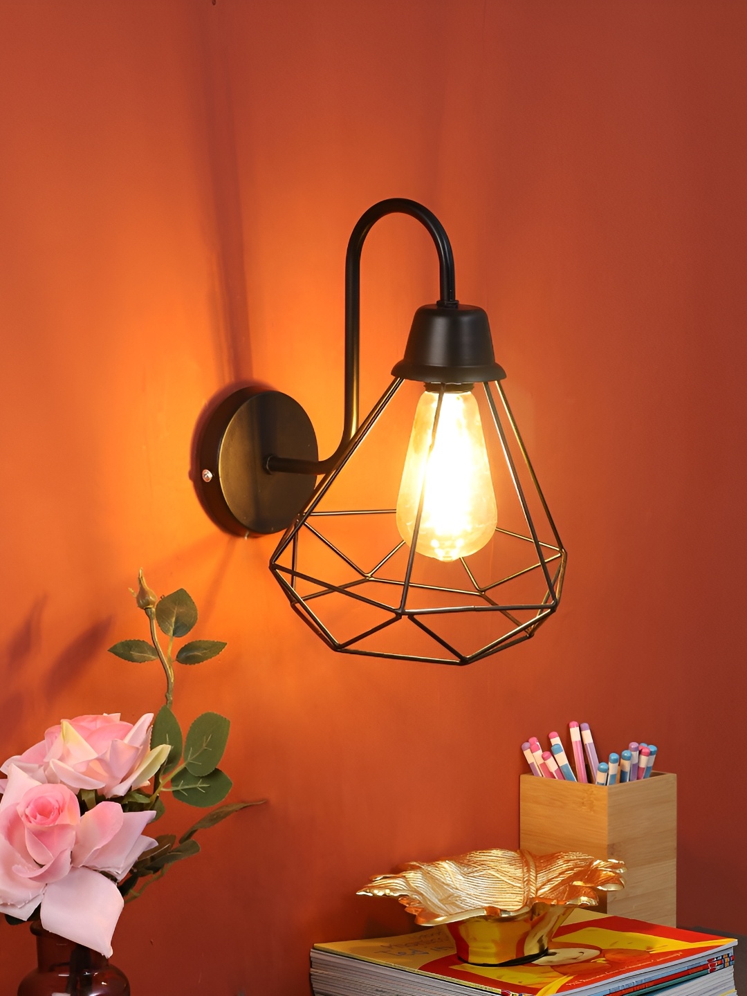 

ELIANTE Black Metal Contemporary Cylinder Shaped Wall Lamp
