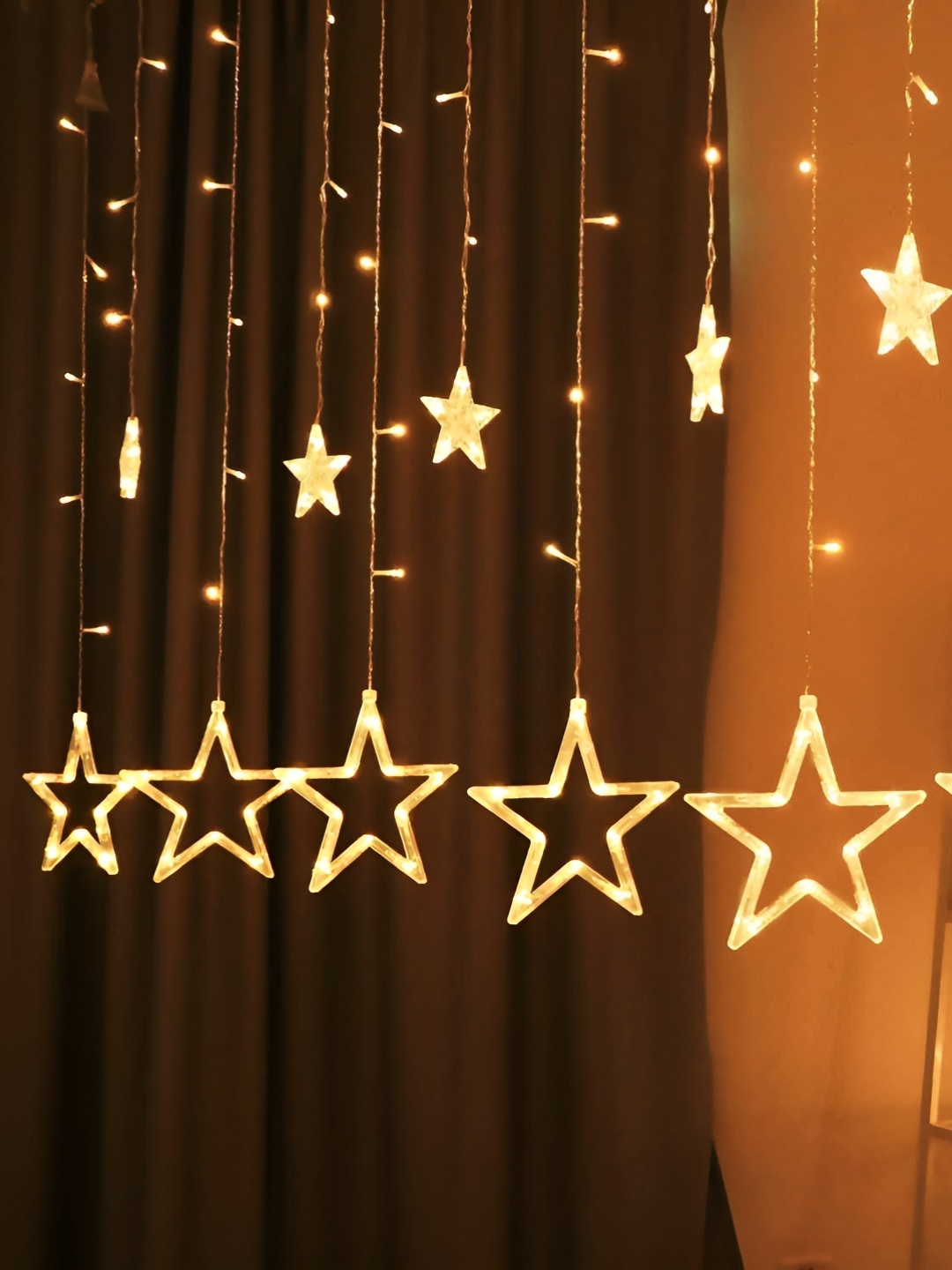 

ENORMITY Yellow Star Shaped LED String Lights