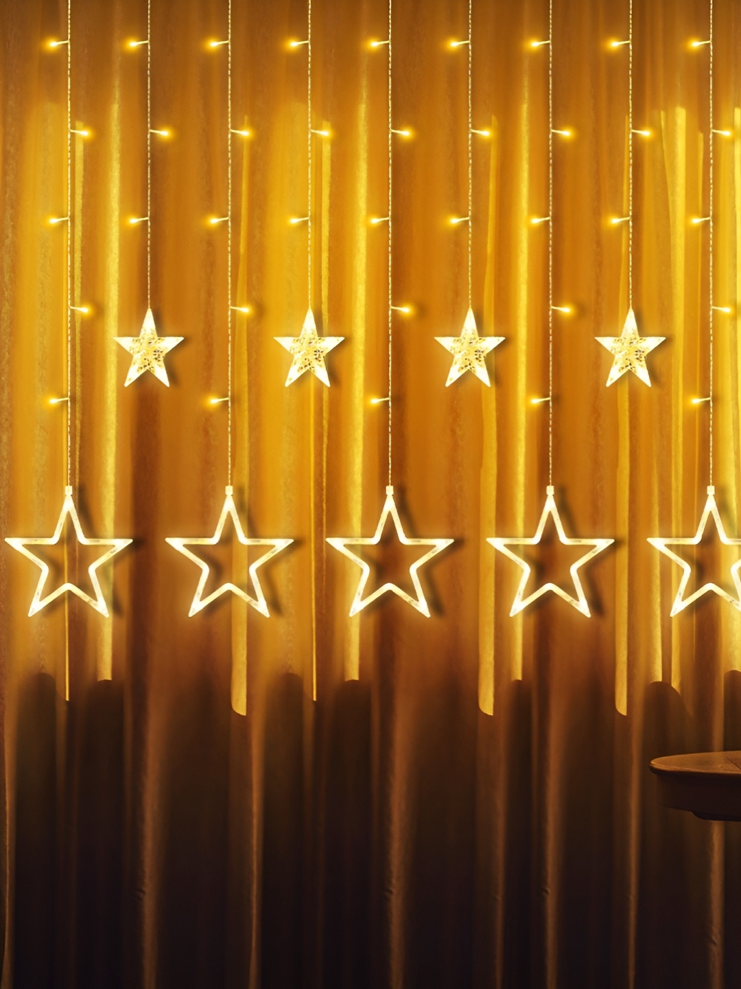 

ENORMITY White Star Shaped String Lights