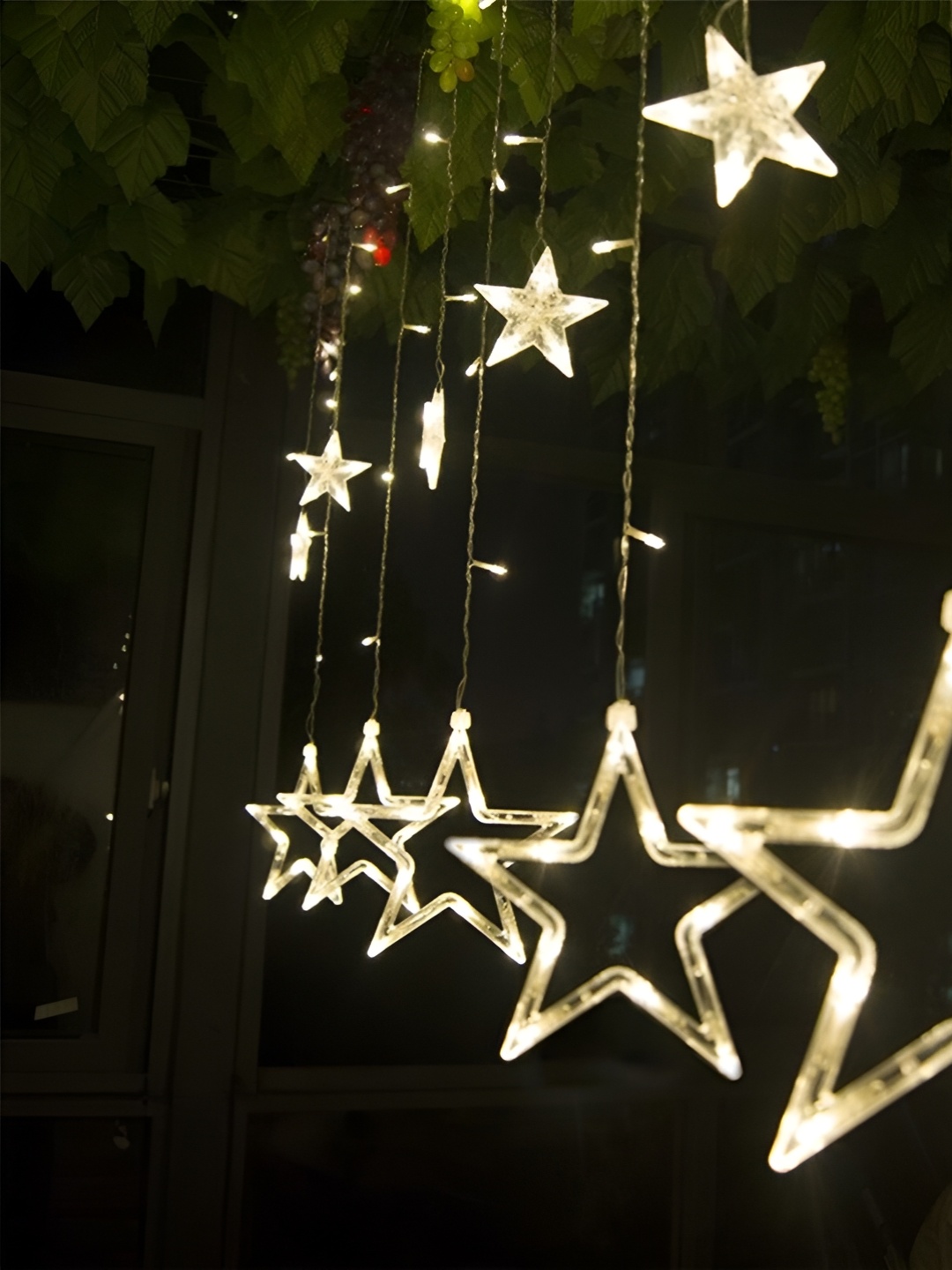 

ENORMITY Yellow Star Shape String Lights