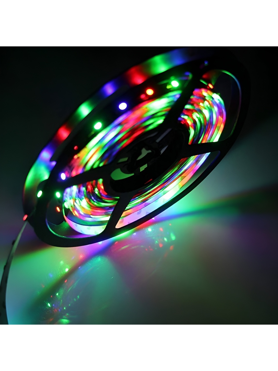 

ENORMITY Red & Green Rice Shape String Lights
