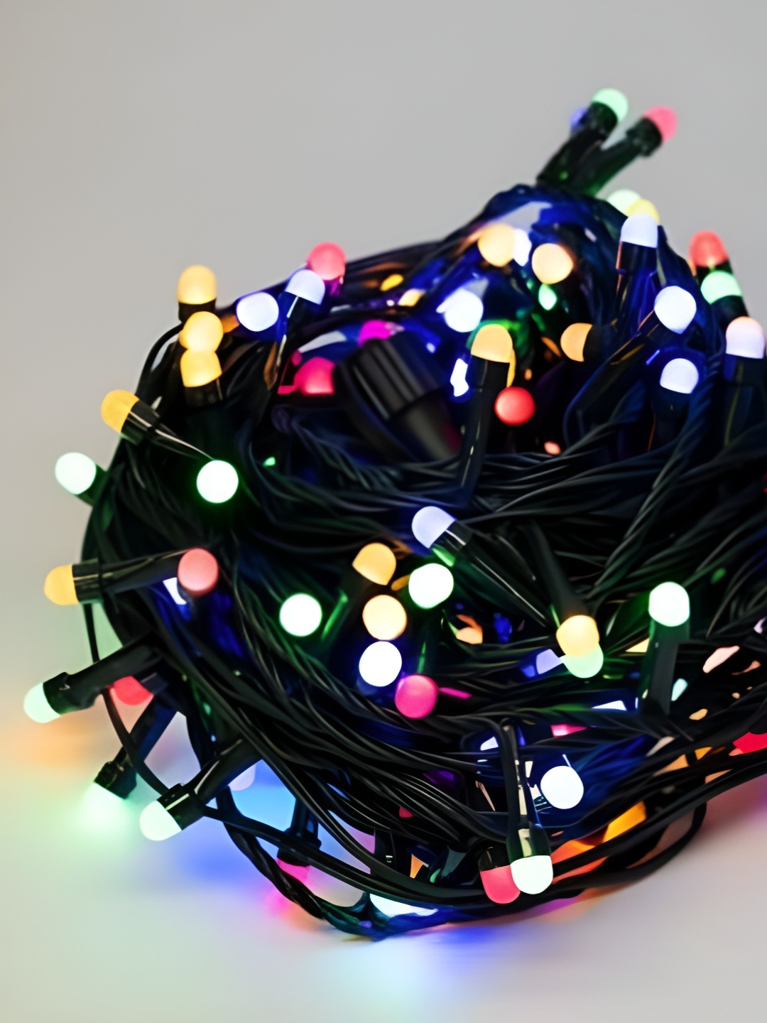 

ENORMITY Red & Green Bulb Shape String Lights