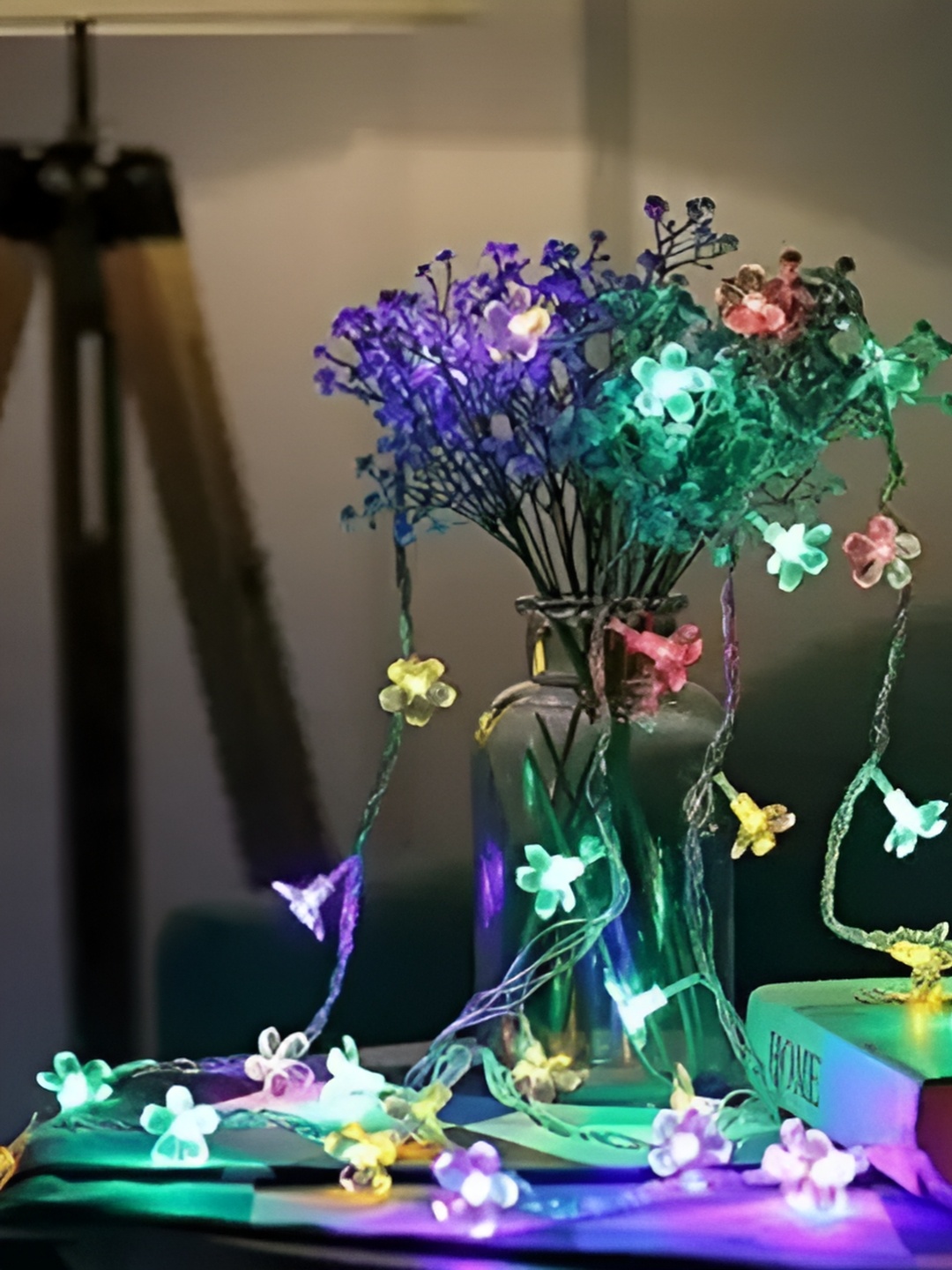 

ENORMITY Blue Flower Shaped String Lights