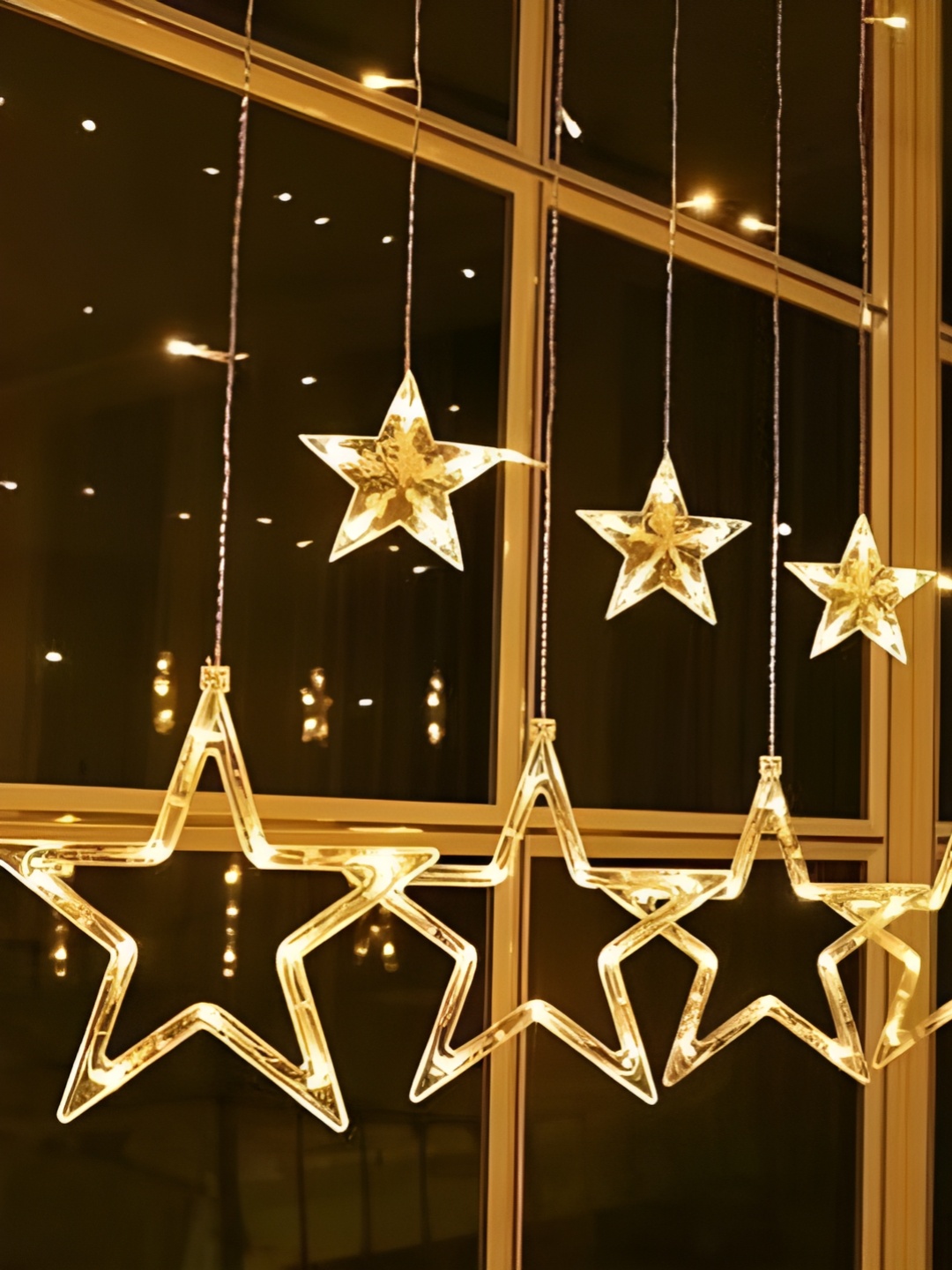 

ENORMITY Yellow 138 Pieces Star Shaped LED String Lights