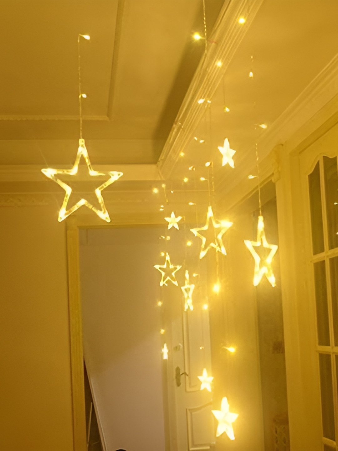 

ENORMITY Yellow & White Waterproof Star String Lights