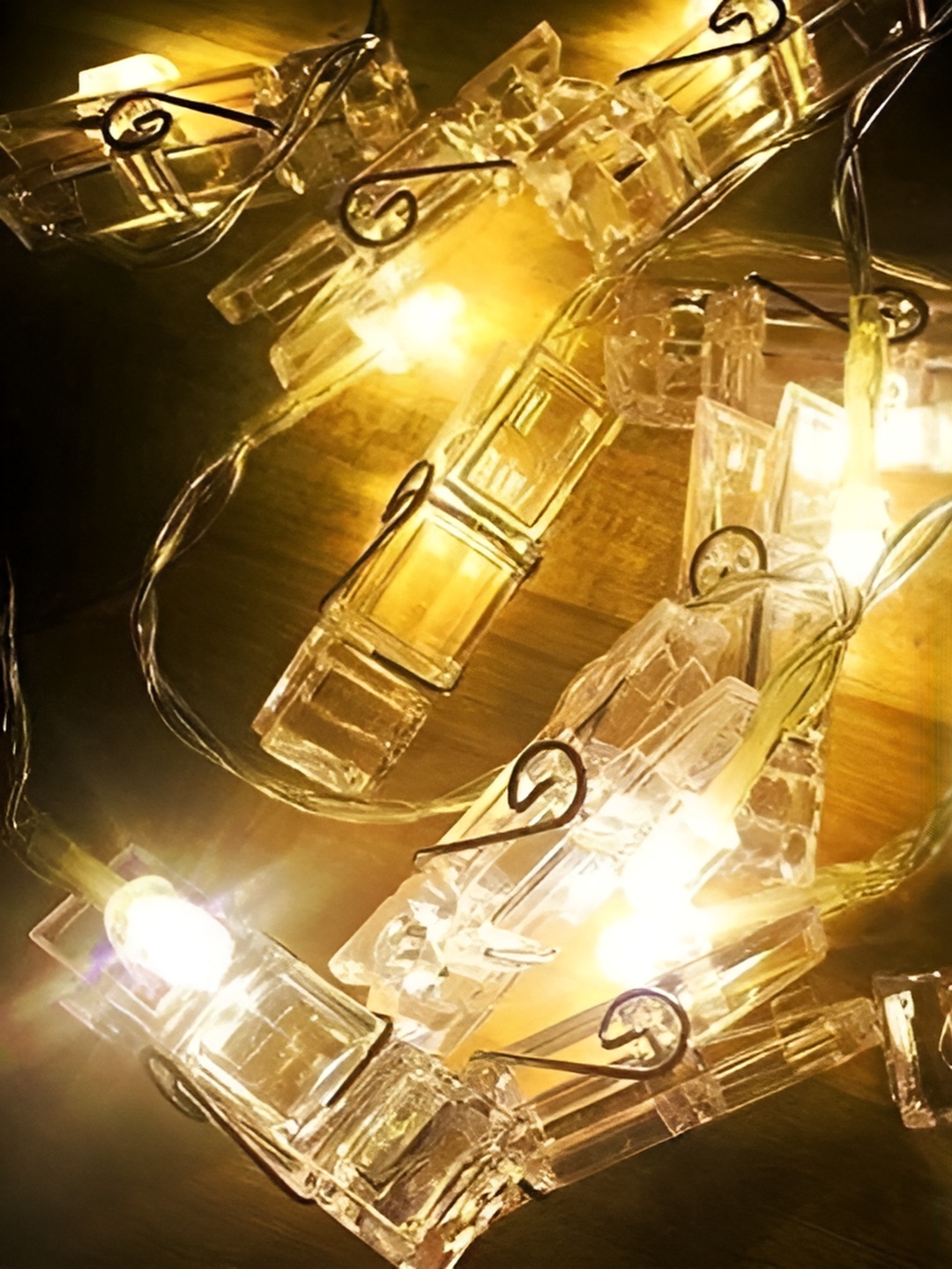 

ENORMITY Yellow 16 Photo Clip LED String Lights