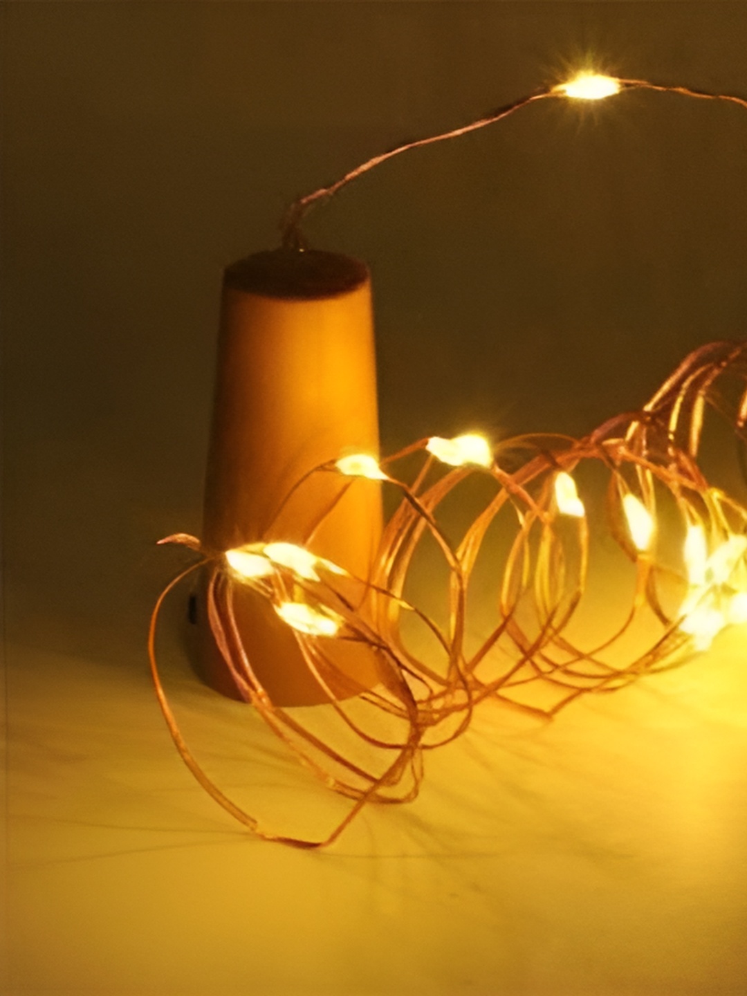 

ENORMITY Yellow Rice Shape Cork LED String Lights