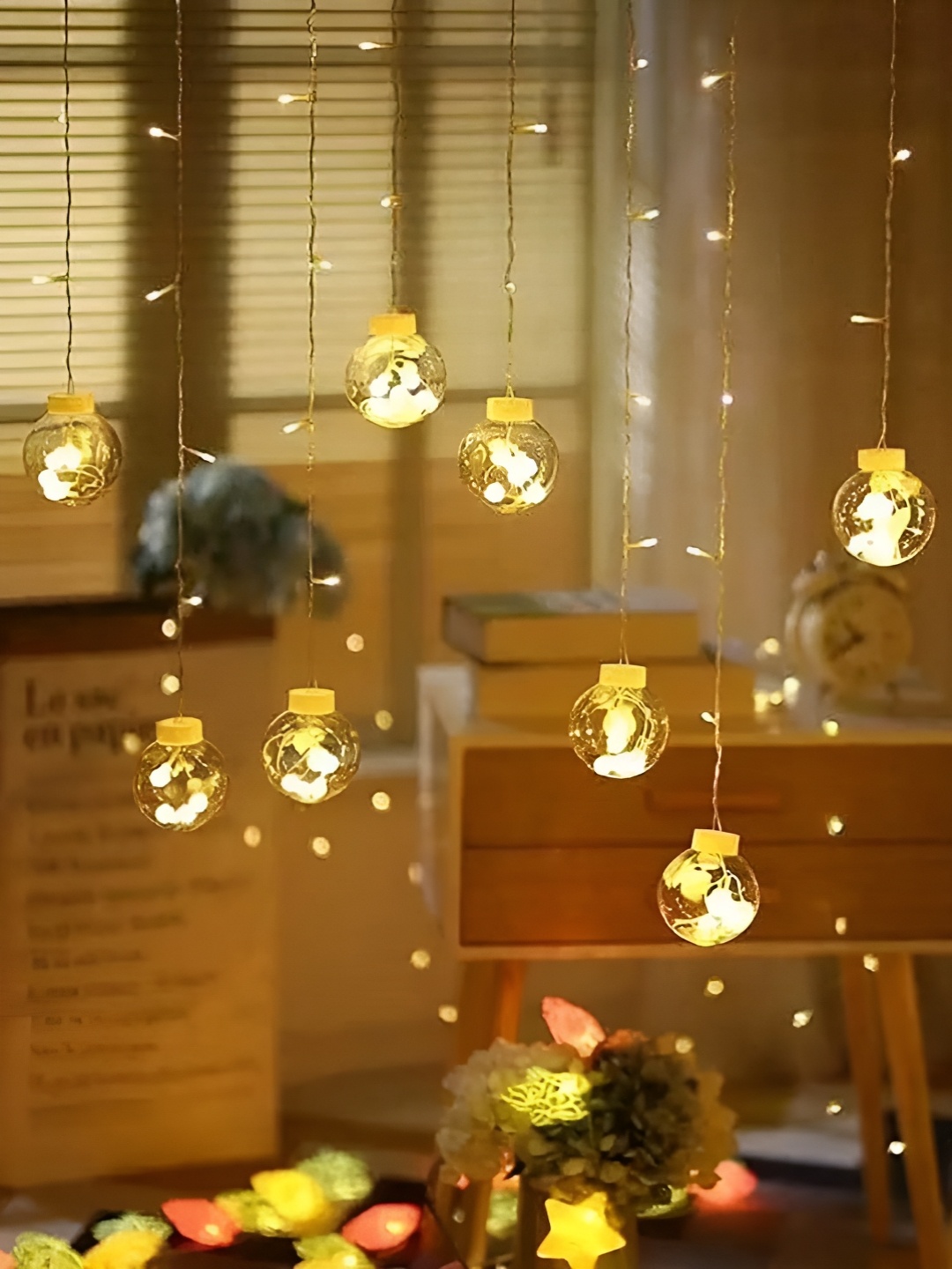 

ENORMITY Yellow 12 Pieces Spark Gift ball LED String Lights