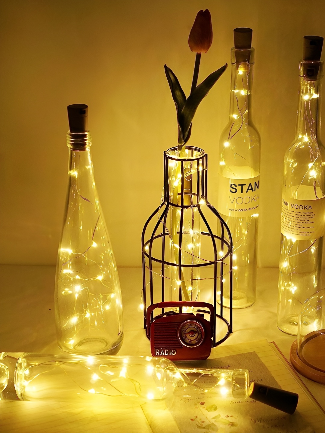 

ENORMITY Yellow 3 Pieces Cork LED String Lights