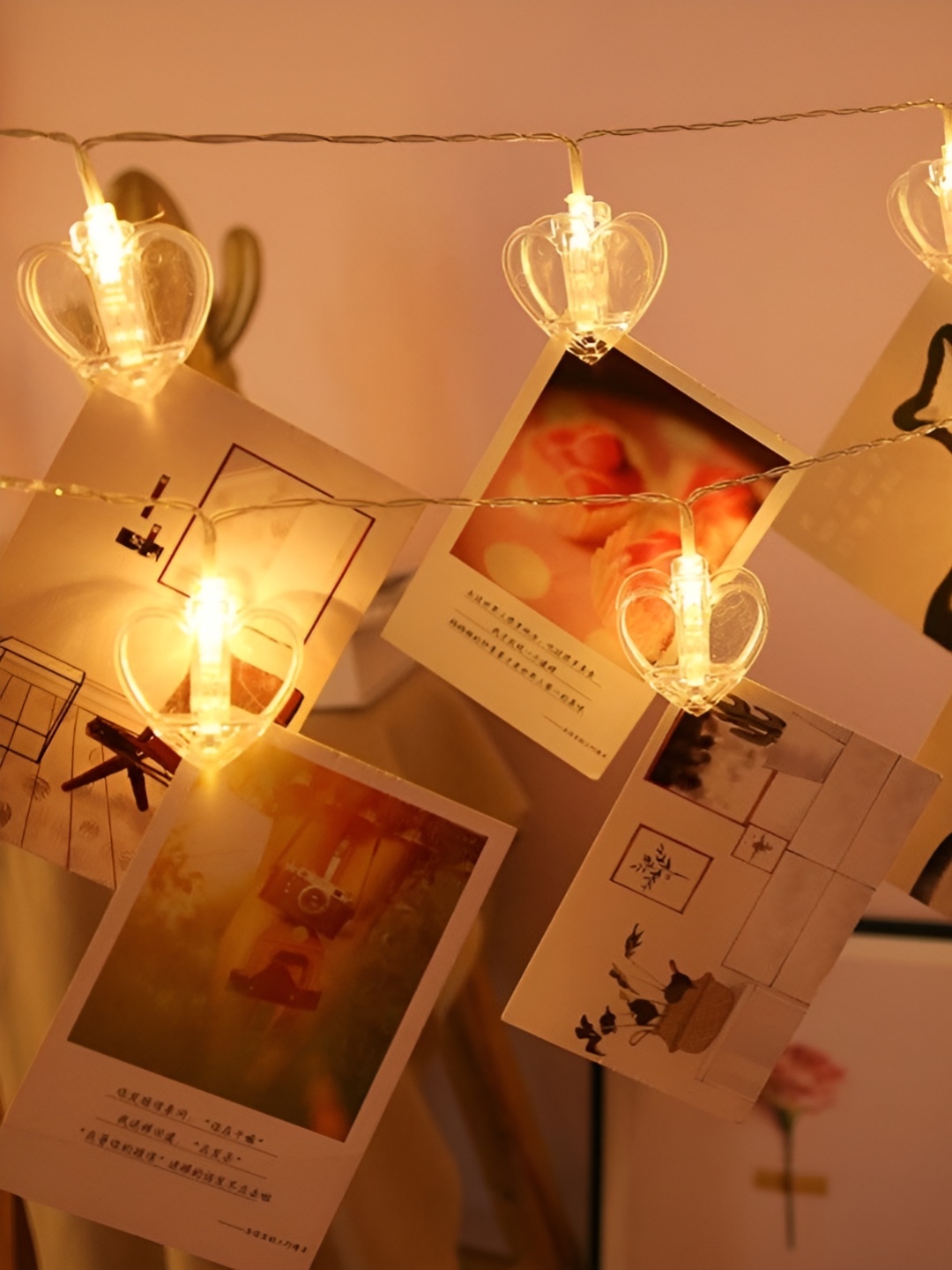 

ENORMITY Yellow & White Heart Shaped Waterproof String Light